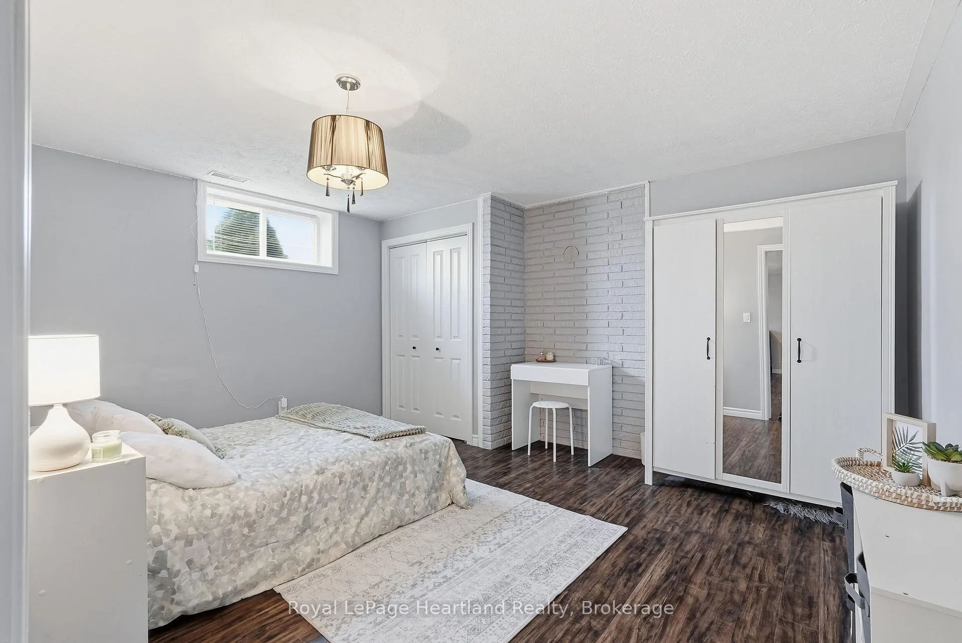 Photo 37 of 17 Brown Street N, Minto — HOMEH