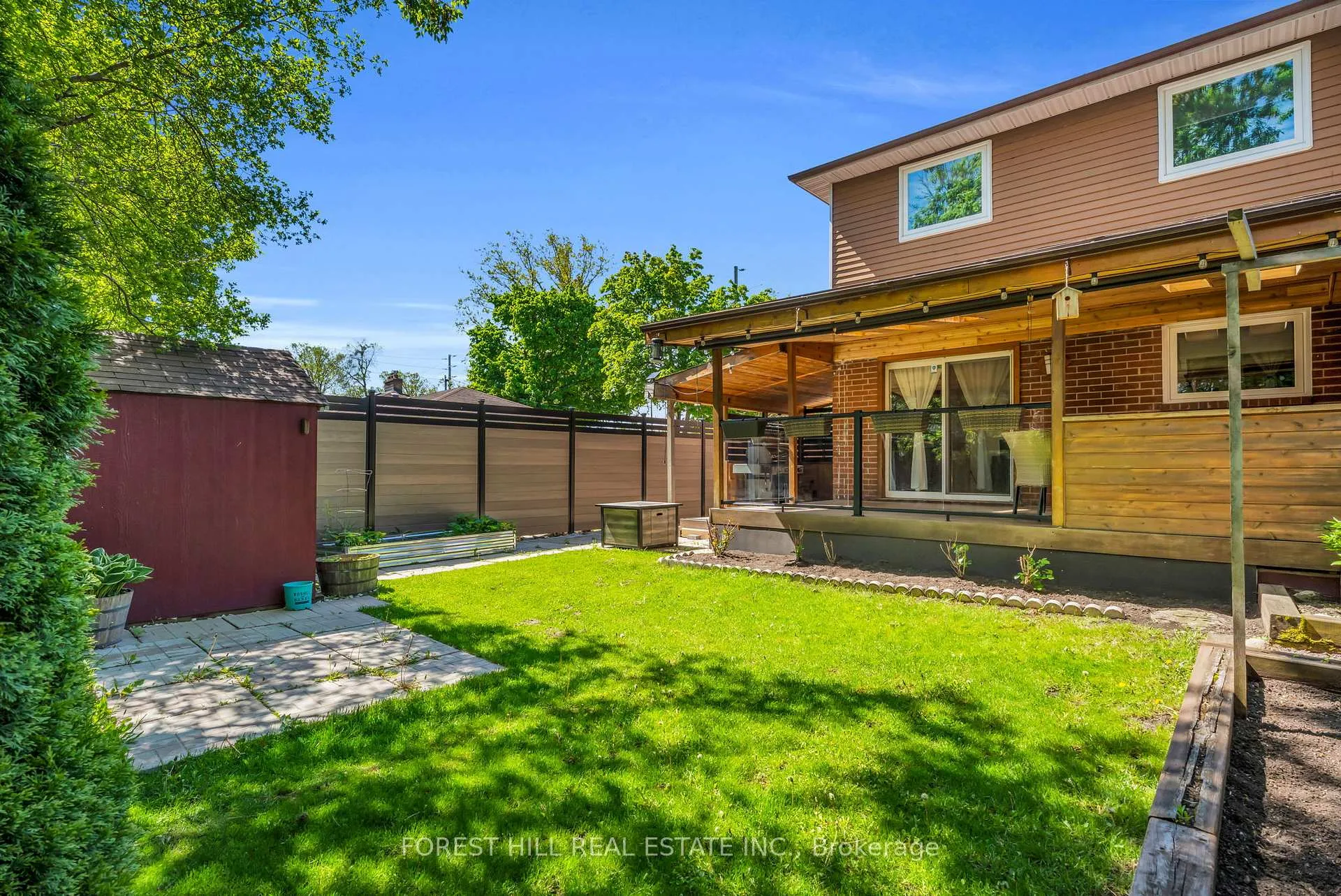 Photo 32 of 52 Mcmurchy Avenue S, Brampton, Downtown Brampton — HOMEH