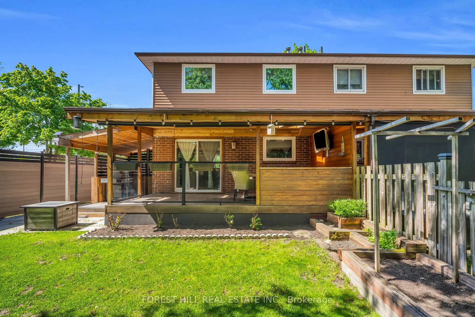 Photo 33 of 52 Mcmurchy Avenue S, Brampton, Downtown Brampton — HOMEH