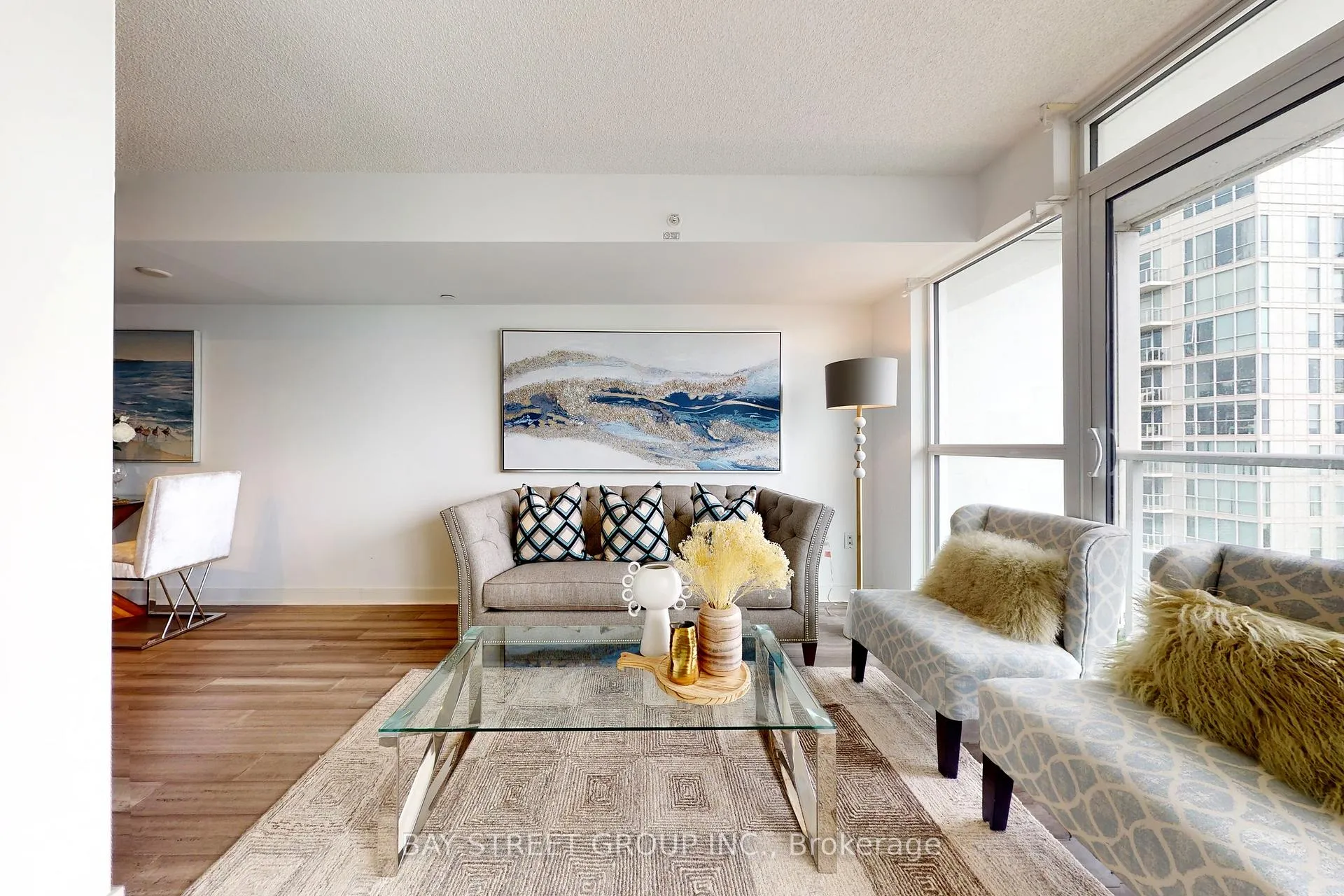 Photo 5 of Unit 4102, 85 Queens Wharf Road, Toronto, Waterfront Communities — HOMEH