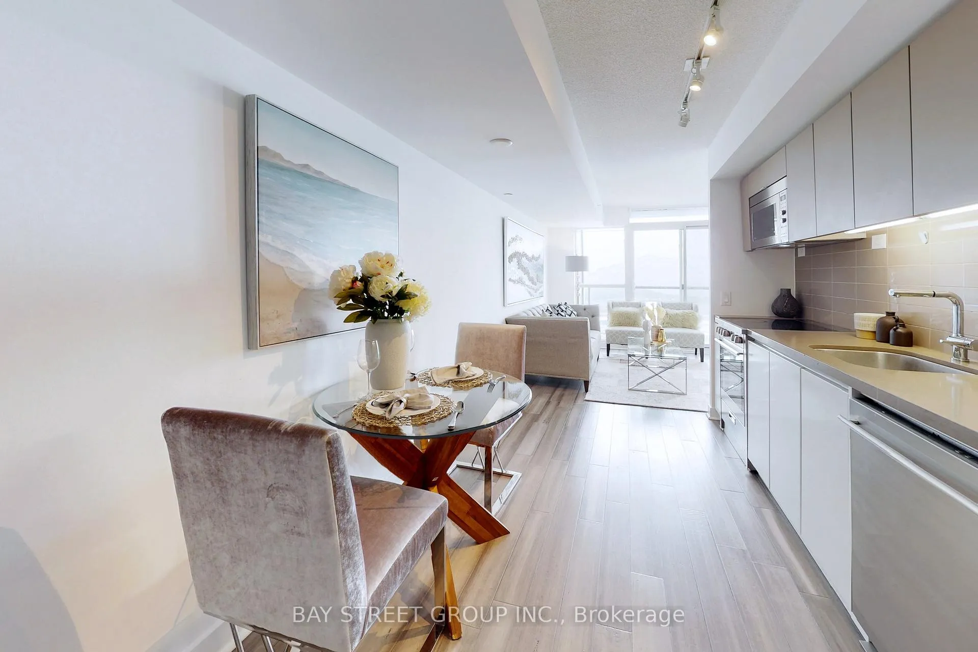 Photo 12 of Unit 4102, 85 Queens Wharf Road, Toronto, Waterfront Communities — HOMEH