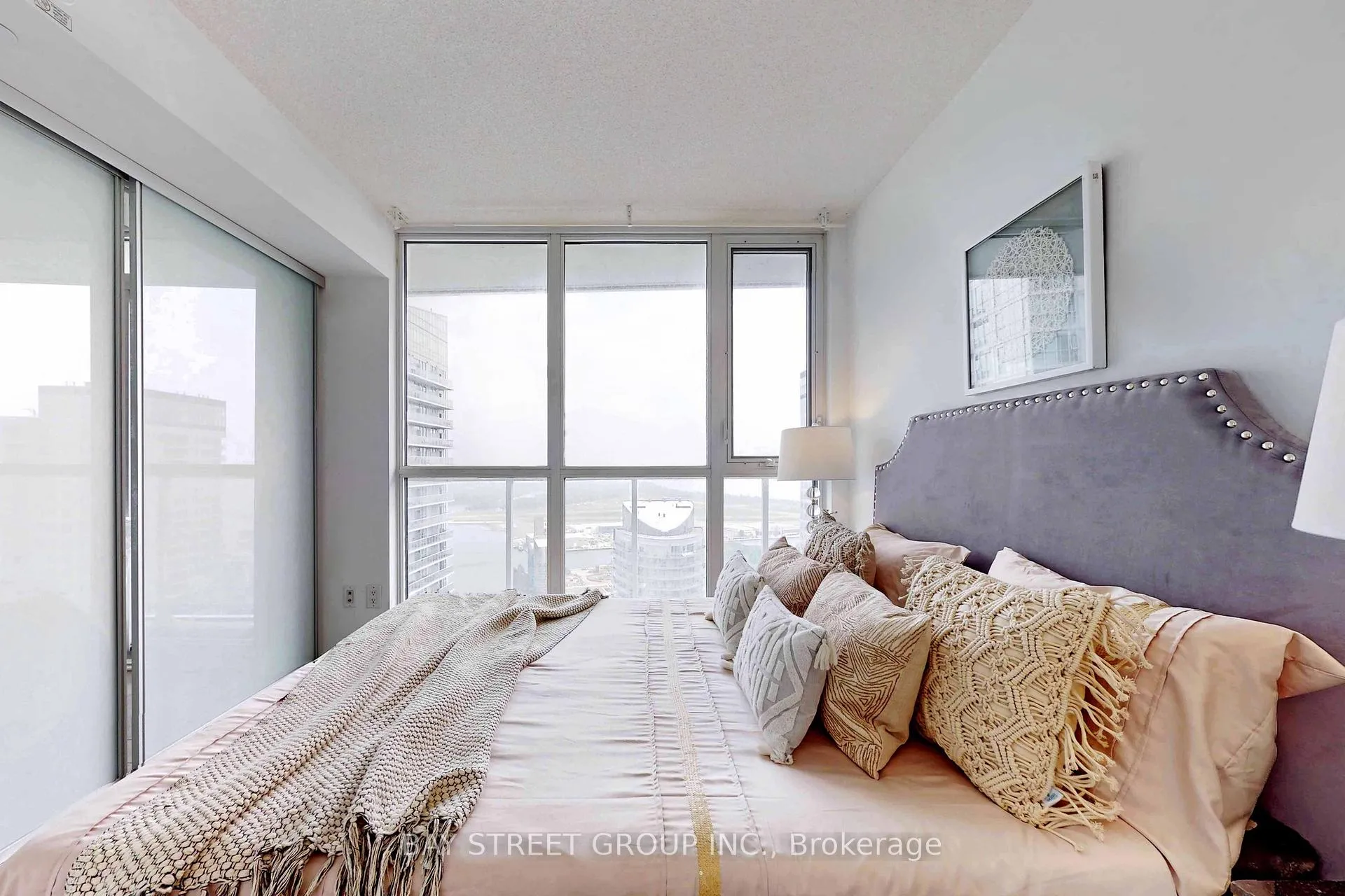 Photo 18 of Unit 4102, 85 Queens Wharf Road, Toronto, Waterfront Communities — HOMEH