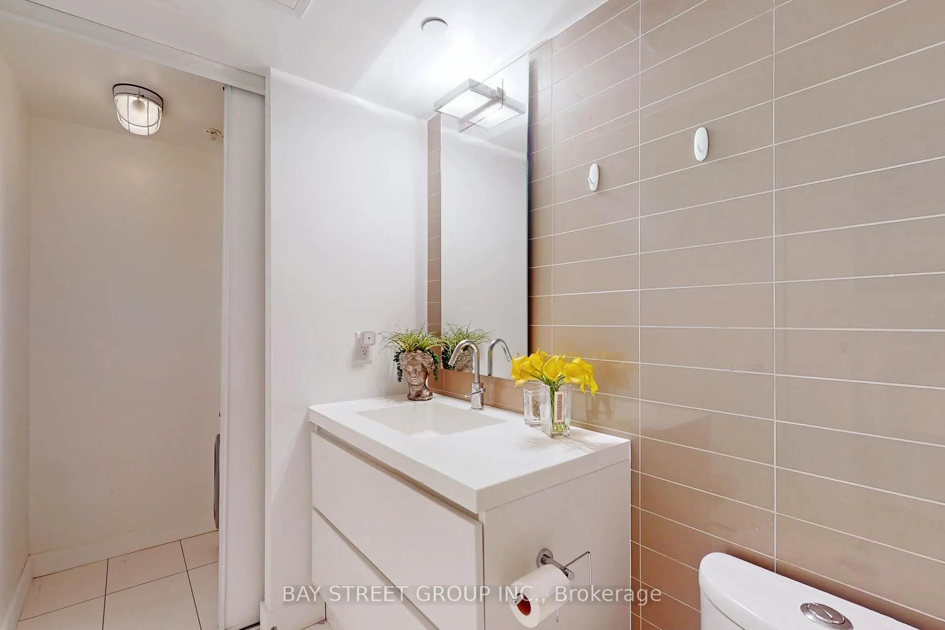 Photo 19 of Unit 4102, 85 Queens Wharf Road, Toronto, Waterfront Communities — HOMEH
