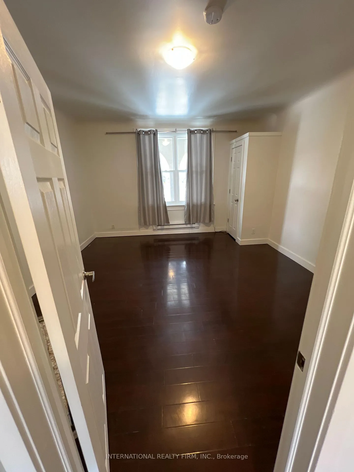 Photo 7 of Unit 1, 159 Montrose Avenue, Toronto, Trinity-Bellwoods — HOMEH