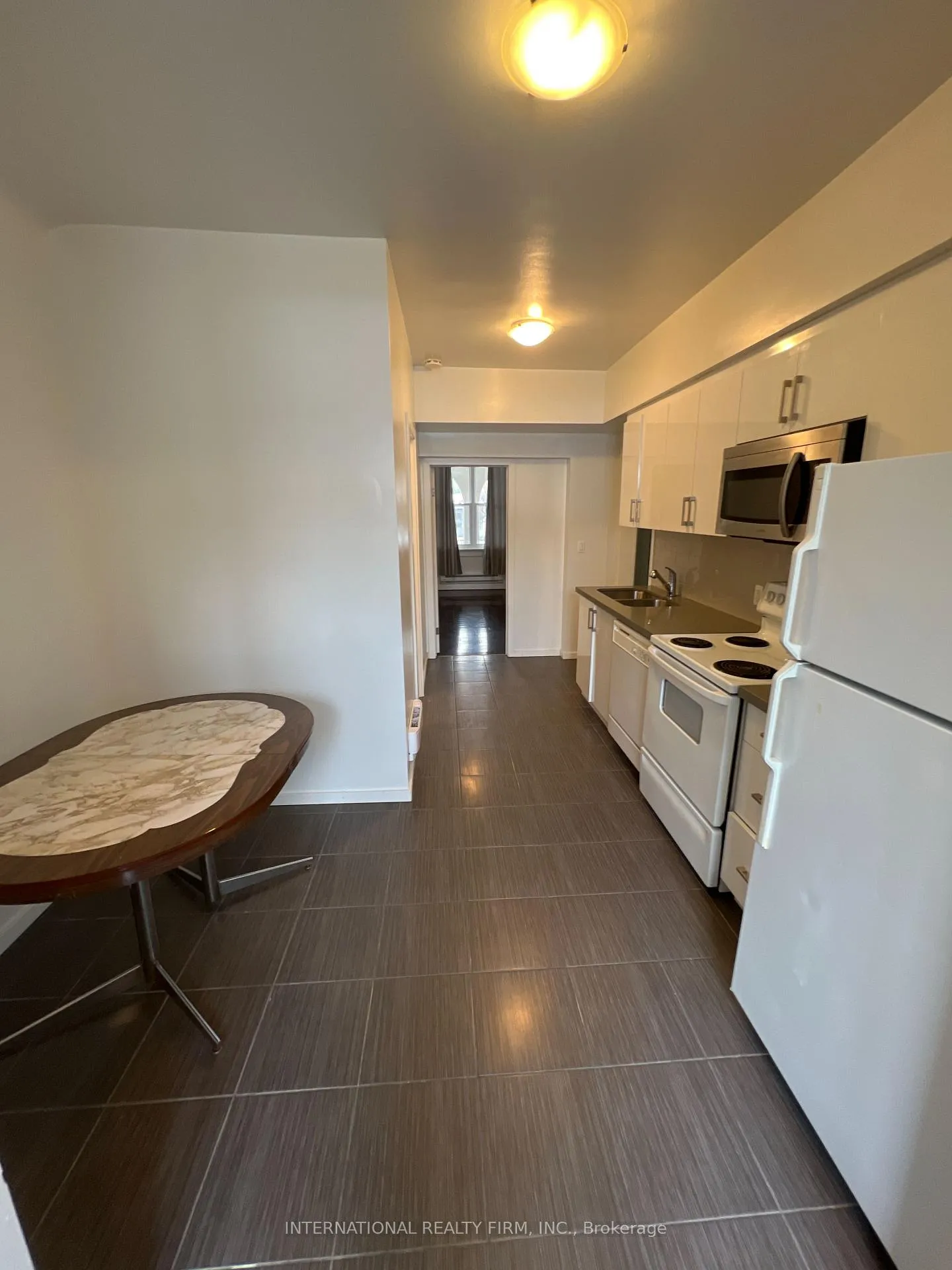 Photo 11 of Unit 1, 159 Montrose Avenue, Toronto, Trinity-Bellwoods — HOMEH