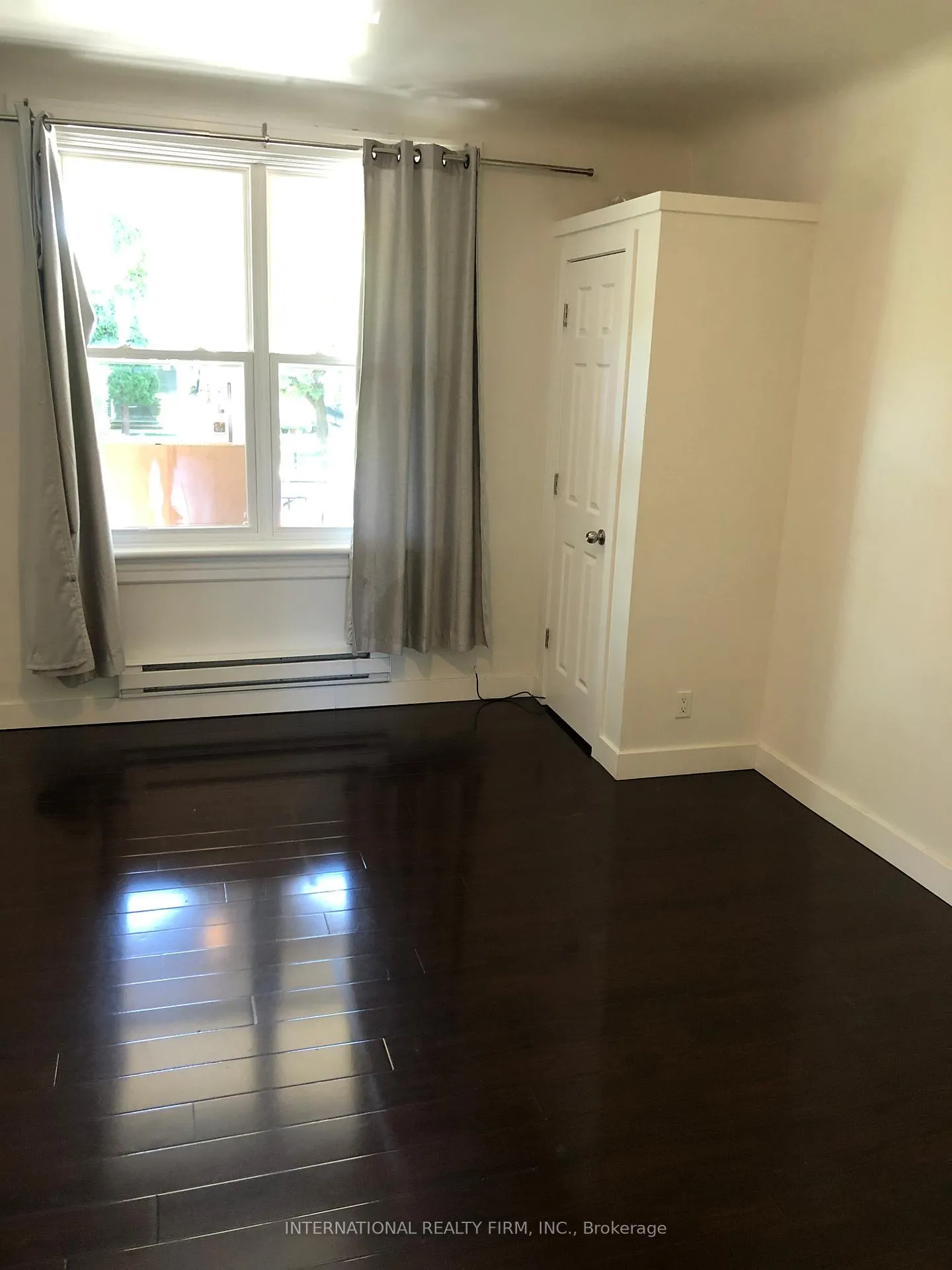 Photo 15 of Unit 1, 159 Montrose Avenue, Toronto, Trinity-Bellwoods — HOMEH