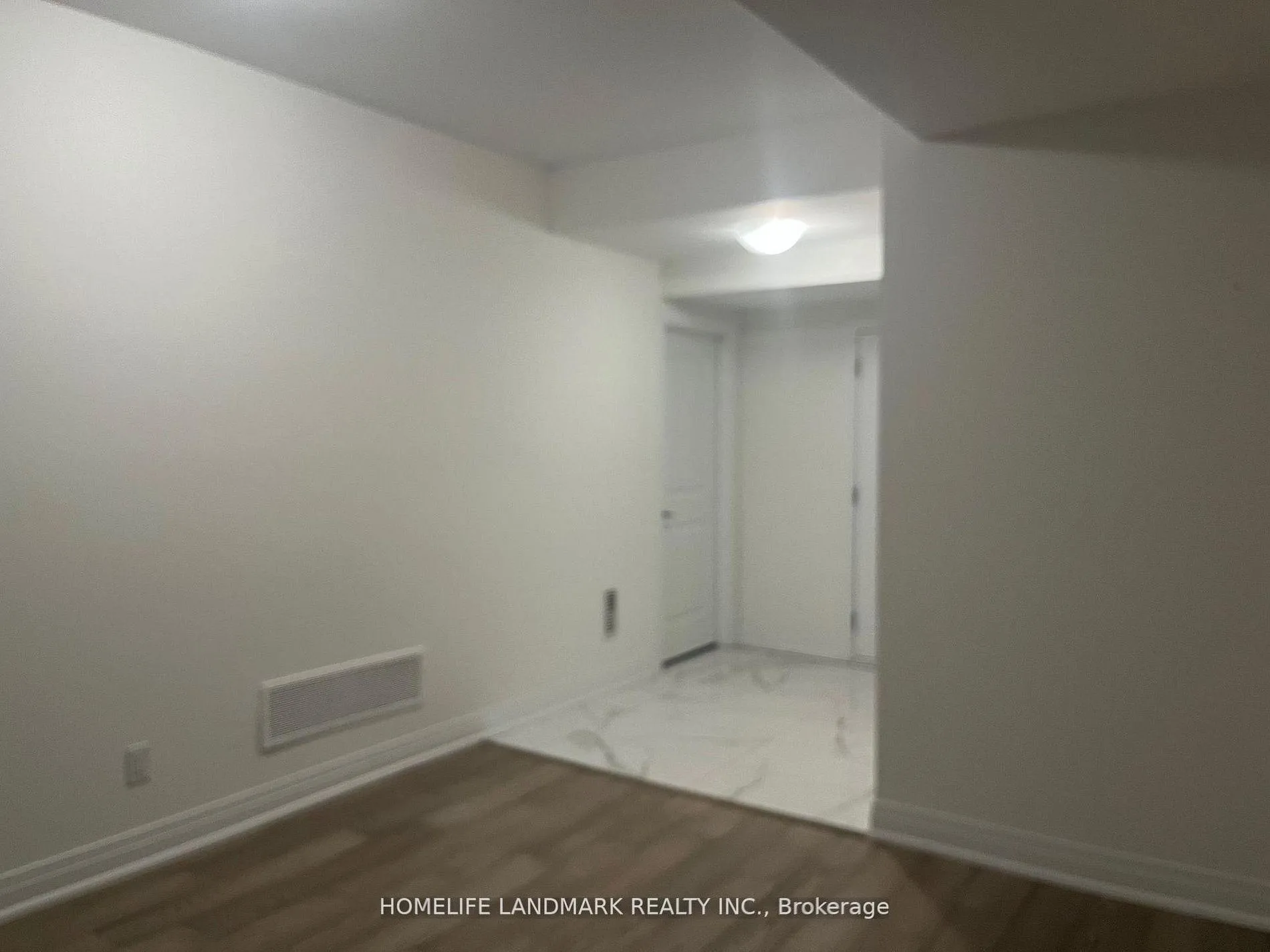Photo 2 of 84 Robert Eaton Avenue, Markham, Middlefield — HOMEH