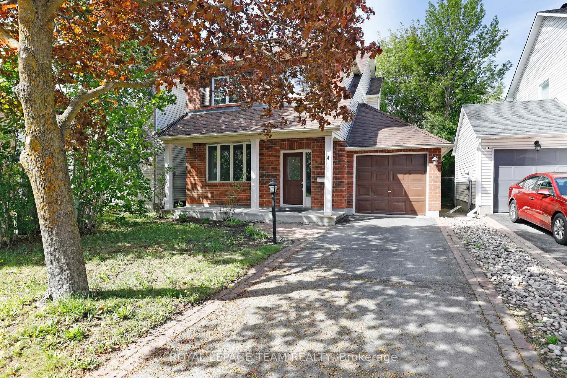 Photo 2 of 4 Windhurst Drive, Ottawa, Barrhaven East — HOMEH
