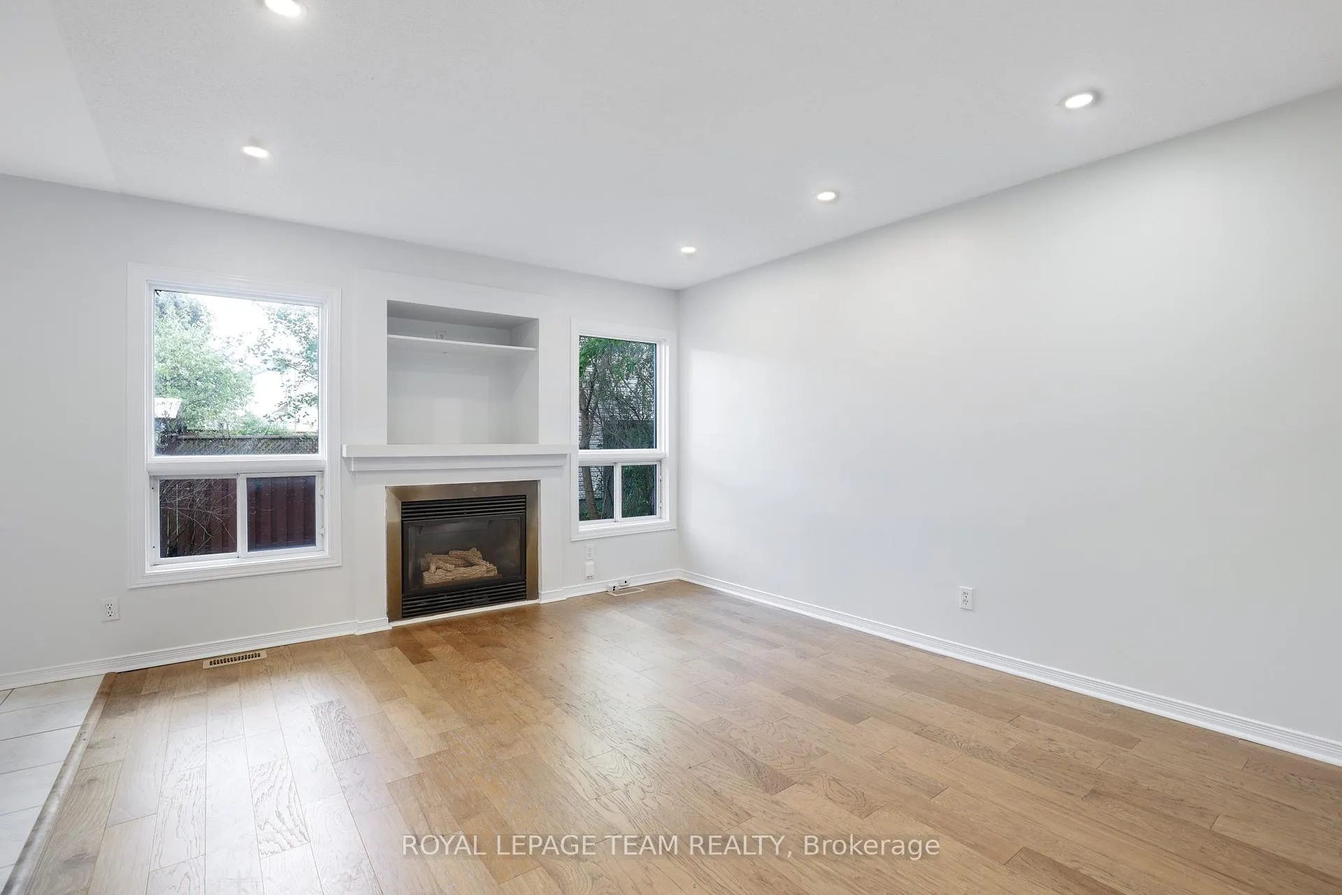 Photo 8 of 4 Windhurst Drive, Ottawa, Barrhaven East — HOMEH