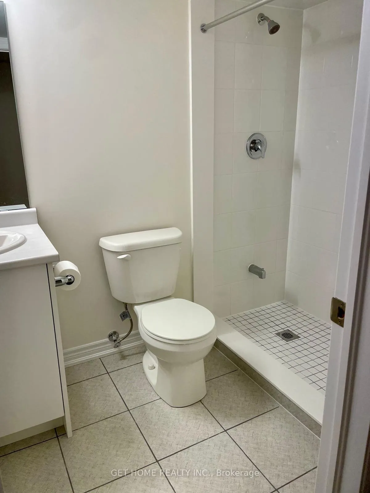 Photo 13 of 3940 Thomas Alton Boulevard, Burlington, Alton — HOMEH