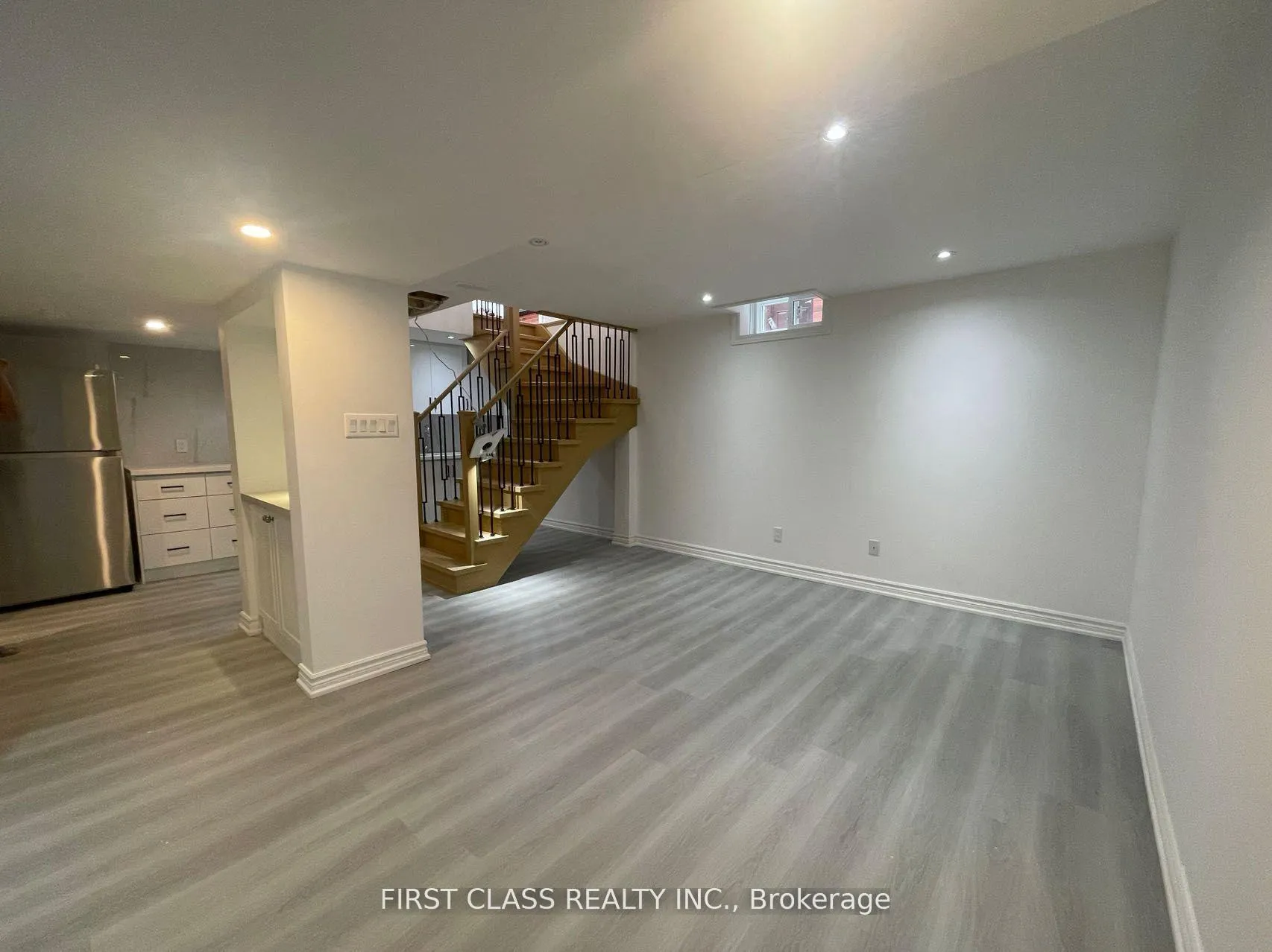Front of Unit Basement, 36 Soho Crescent