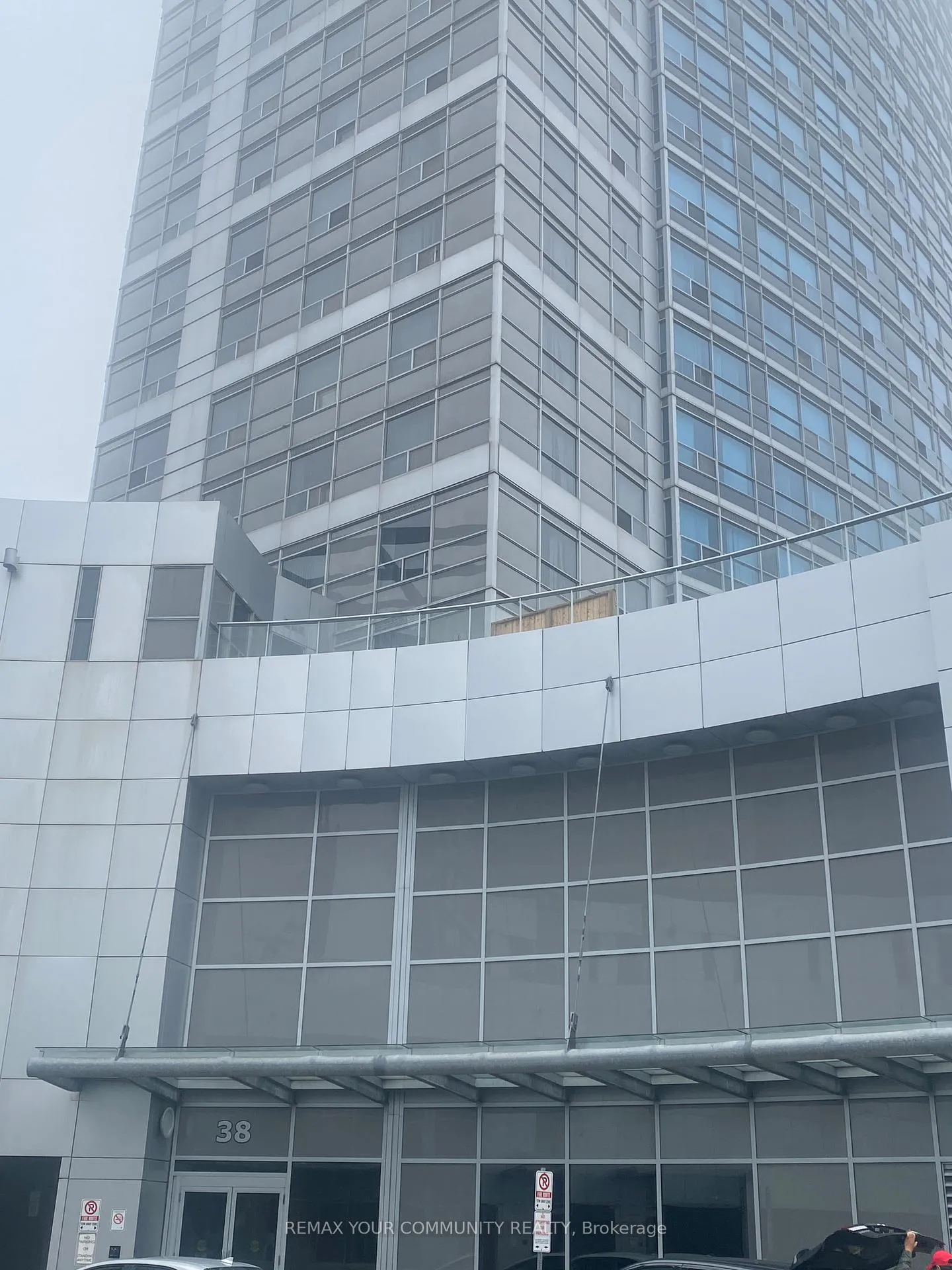 Front of Unit 3002, 38 Lee Centre Drive