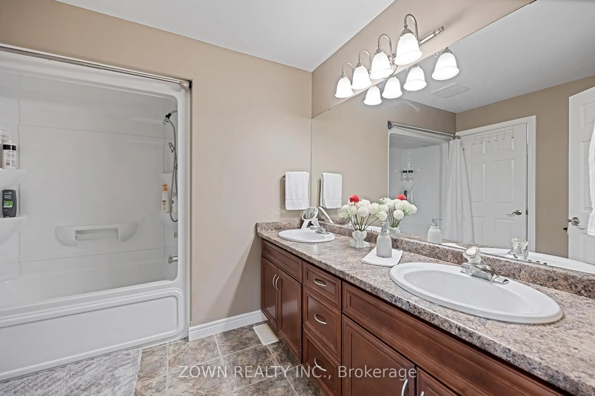 Photo 15 of 1433 Girard Drive, Lakeshore, Emeryville — HOMEH