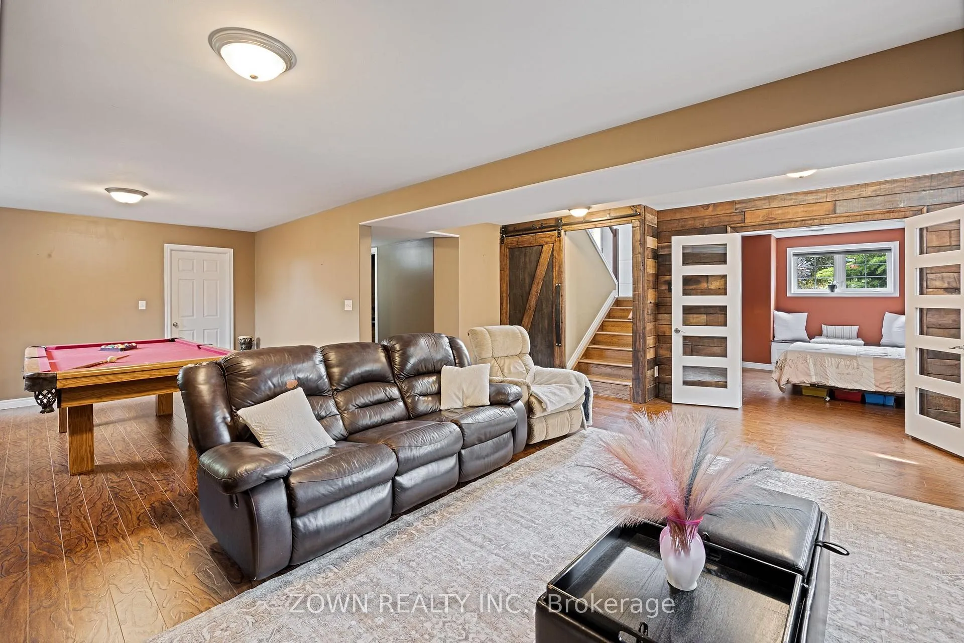 Photo 20 of 1433 Girard Drive, Lakeshore, Emeryville — HOMEH