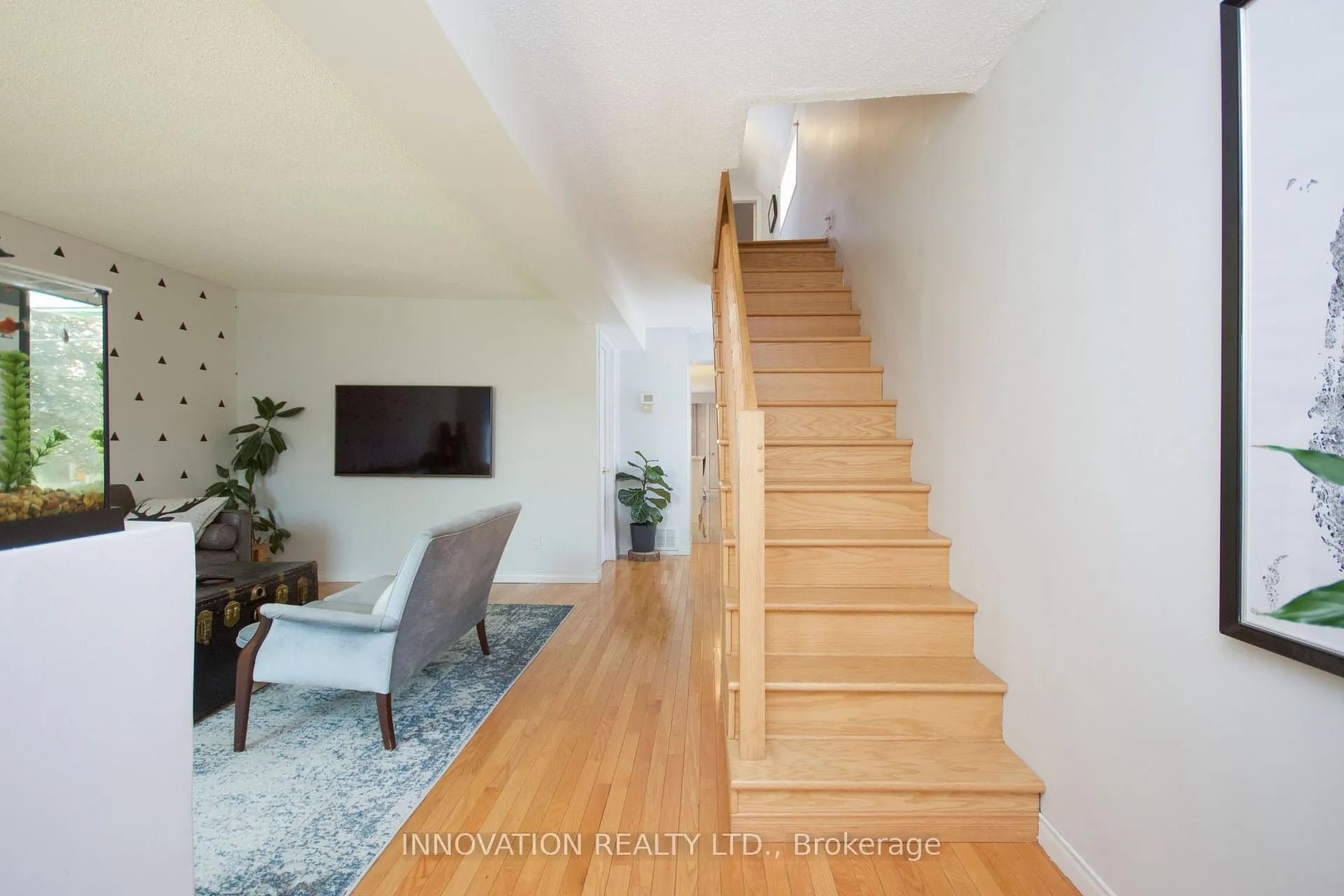 Photo 3 of 299 Shakespeare Street, Ottawa, Vanier — HOMEH
