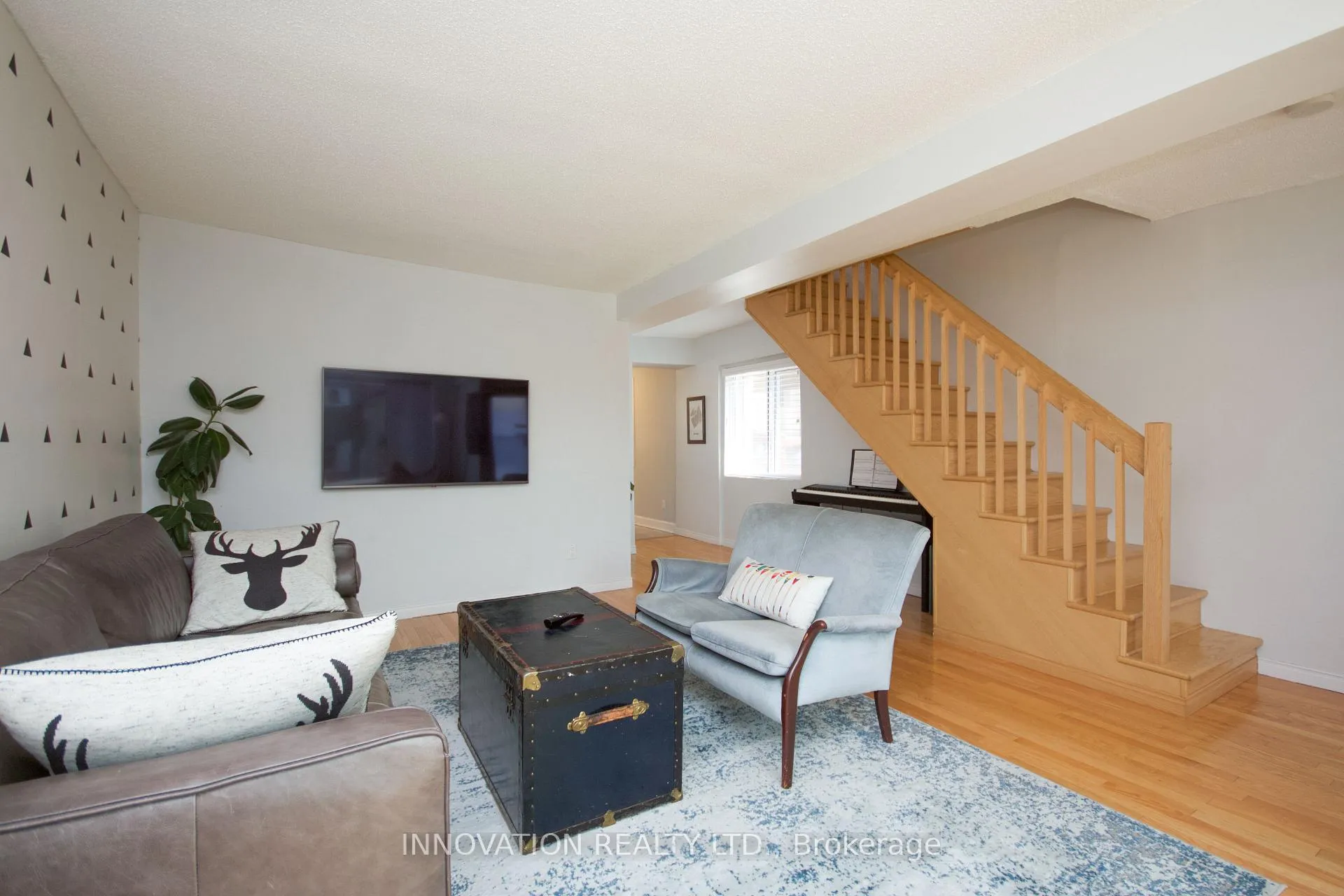 Photo 4 of 299 Shakespeare Street, Ottawa, Vanier — HOMEH