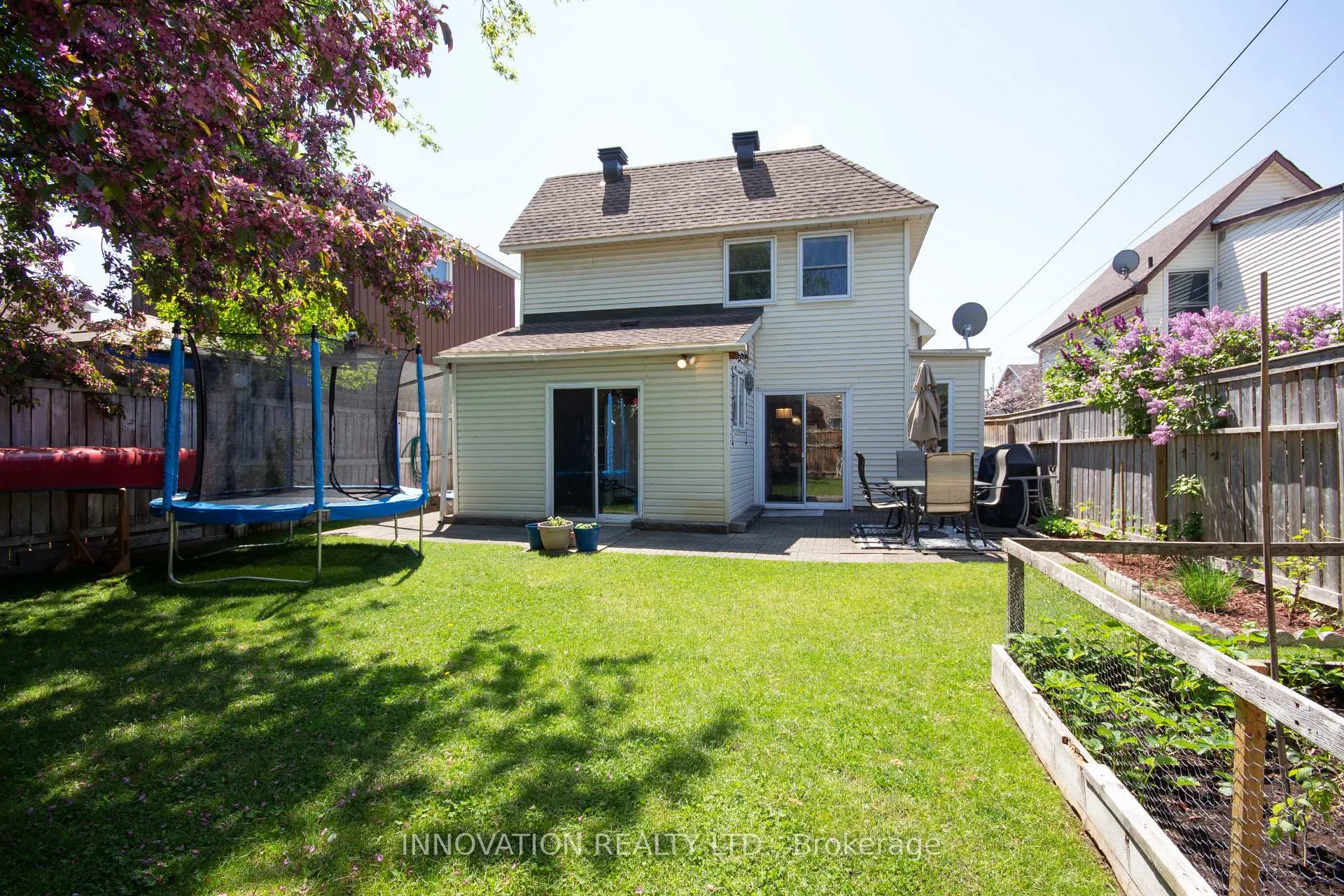 Photo 30 of 299 Shakespeare Street, Ottawa, Vanier — HOMEH