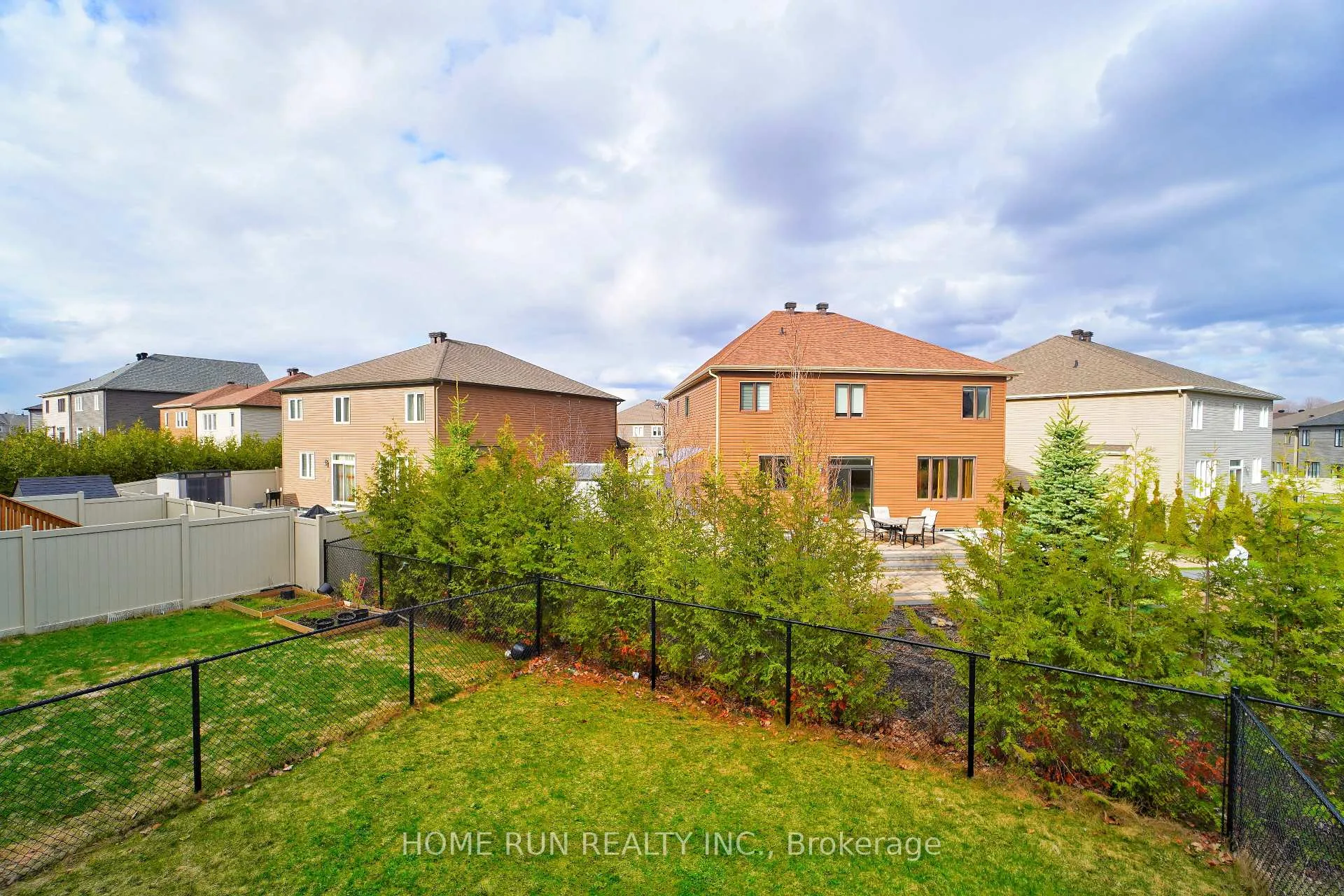 Photo 3 of 2586 River Mist Road, Ottawa, Barrhaven - Half Moon Bay — HOMEH