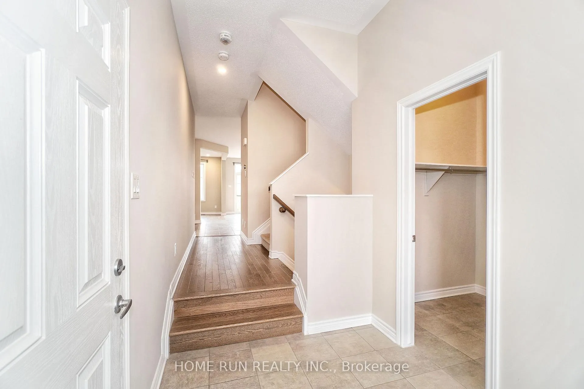 Photo 8 of 2586 River Mist Road, Ottawa, Barrhaven - Half Moon Bay — HOMEH