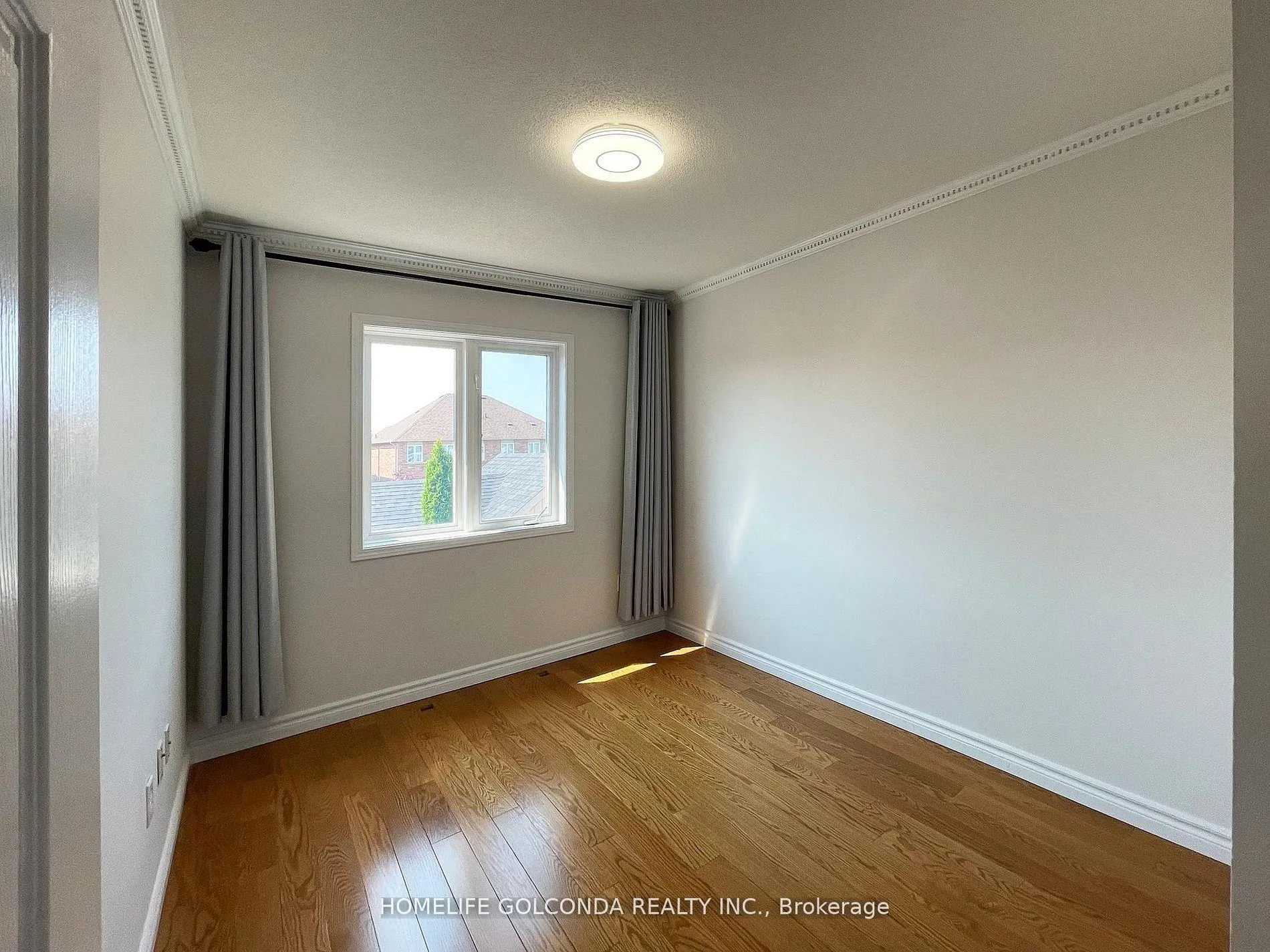 Photo 7 of 847 Bur Oak Avenue, Markham, Wismer — HOMEH