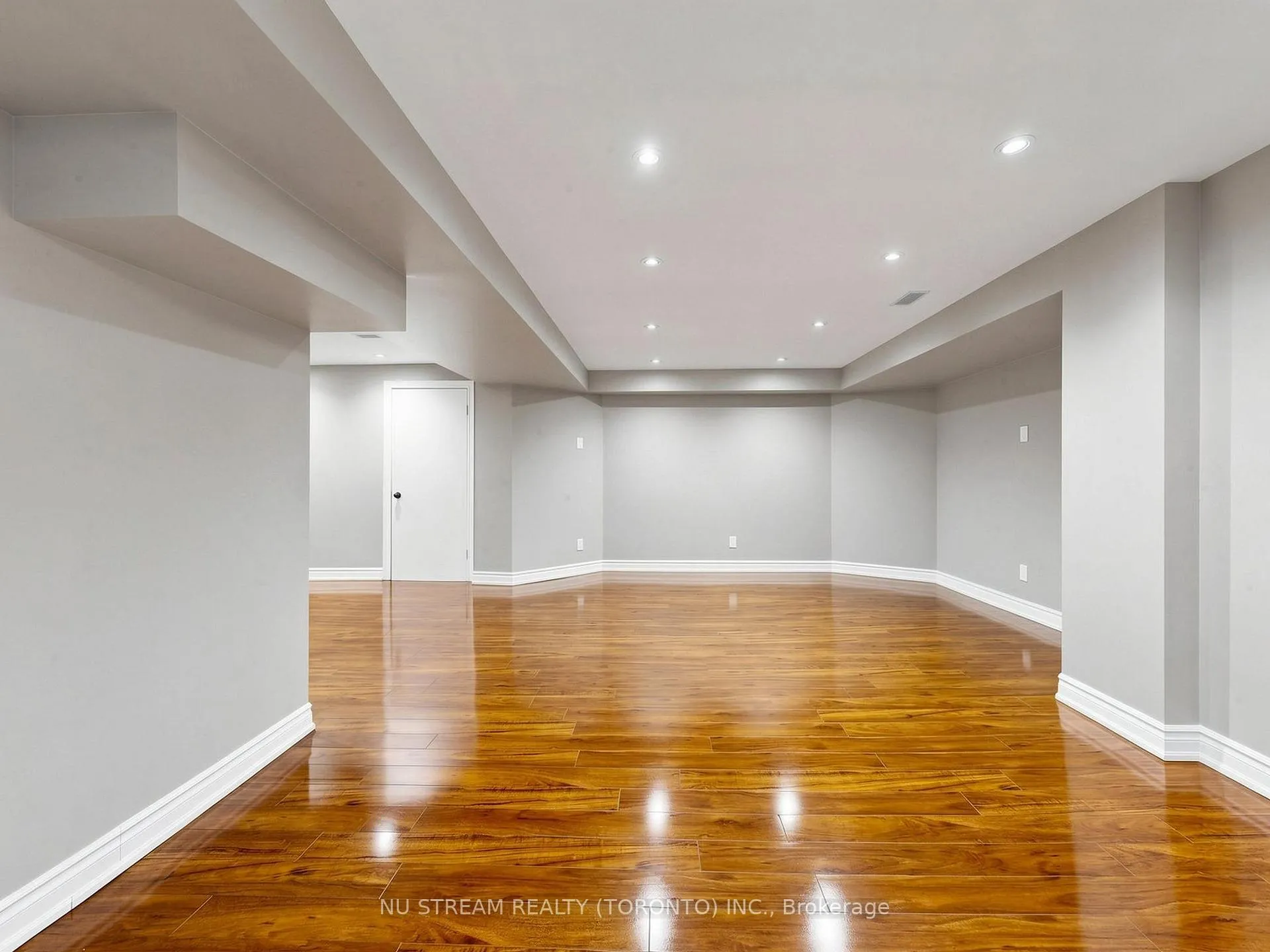 Photo 45 of 2 Purcell Crescent, Vaughan, Maple — HOMEH