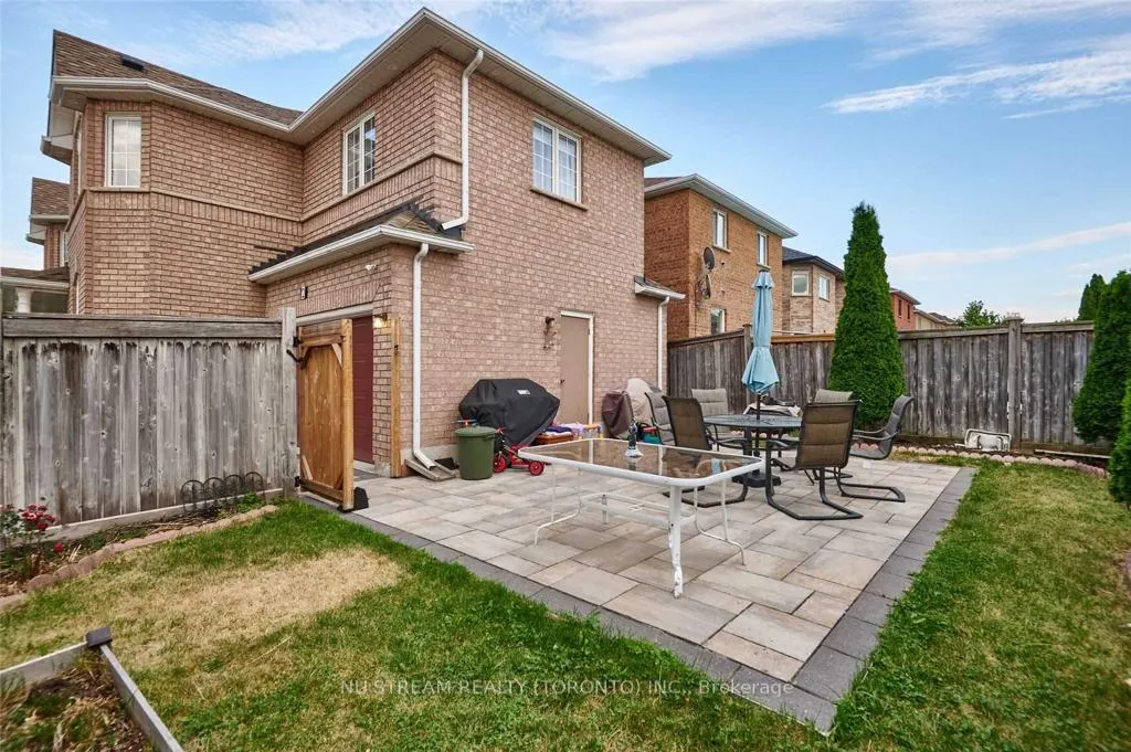 Photo 49 of 2 Purcell Crescent, Vaughan, Maple — HOMEH