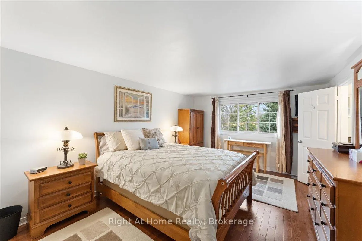 Photo 24 of 437 Shoreacres Road, Burlington, Shoreacres — HOMEH
