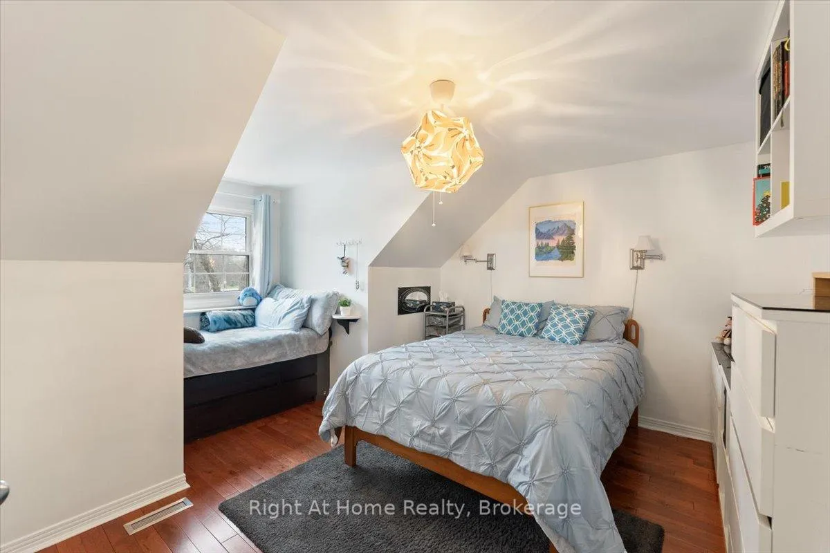 Photo 28 of 437 Shoreacres Road, Burlington, Shoreacres — HOMEH
