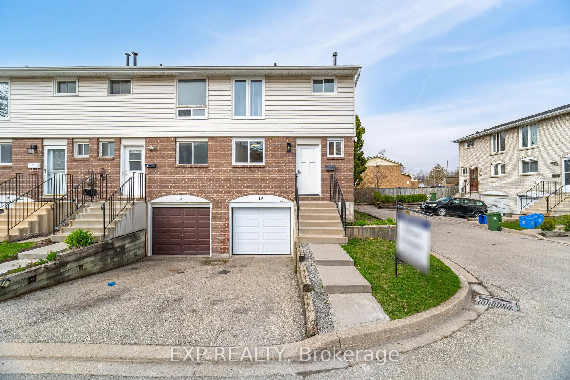 Photo 1 of Unit 19, 120 Quigley Road, Hamilton, Vincent — HOMEH