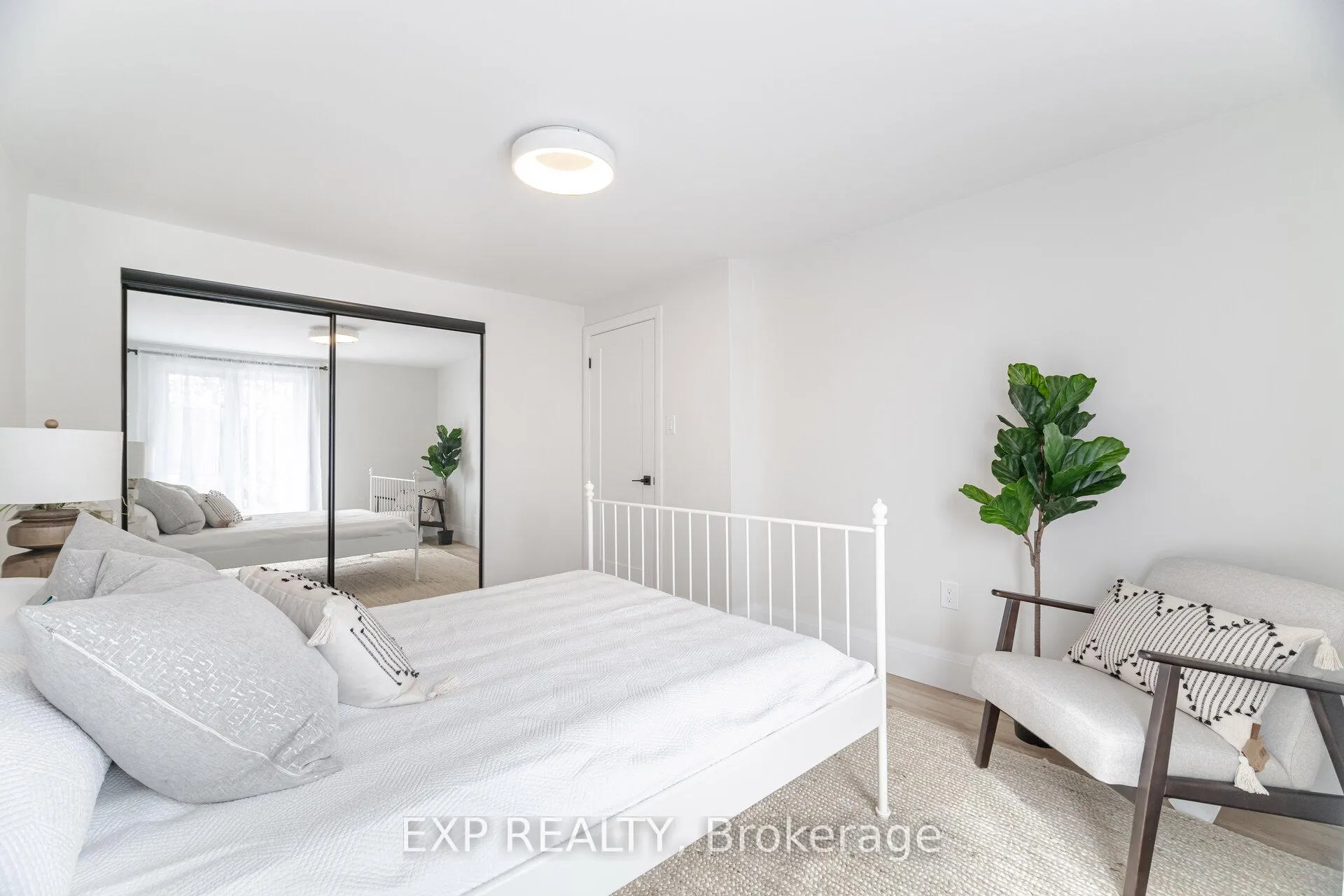 Photo 20 of Unit 19, 120 Quigley Road, Hamilton, Vincent — HOMEH
