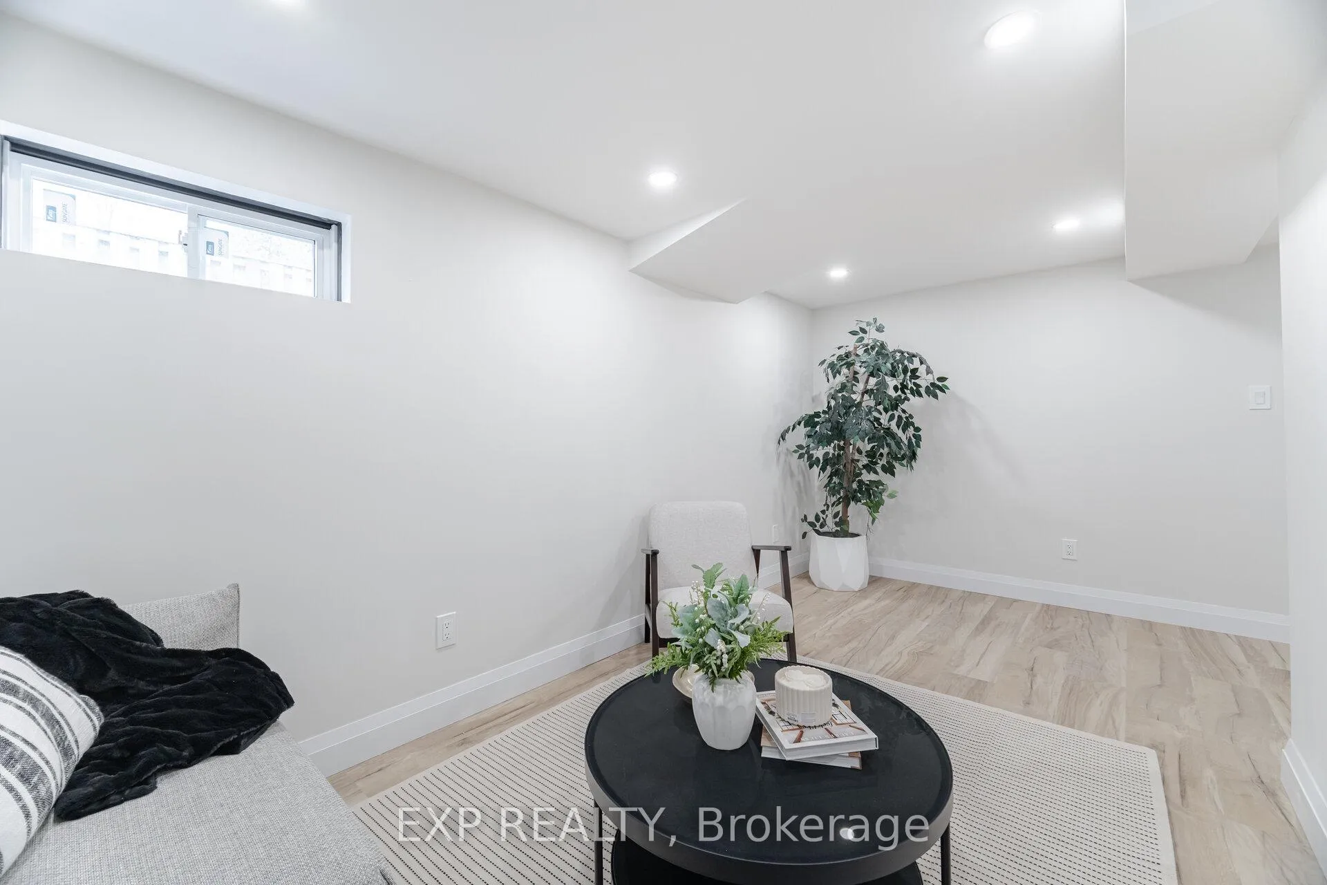 Photo 29 of Unit 19, 120 Quigley Road, Hamilton, Vincent — HOMEH