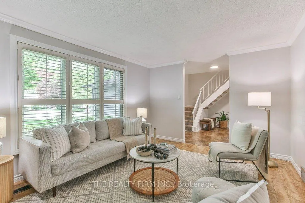 Photo 4 of 1584 Aldersbrook Road, London, North F — HOMEH