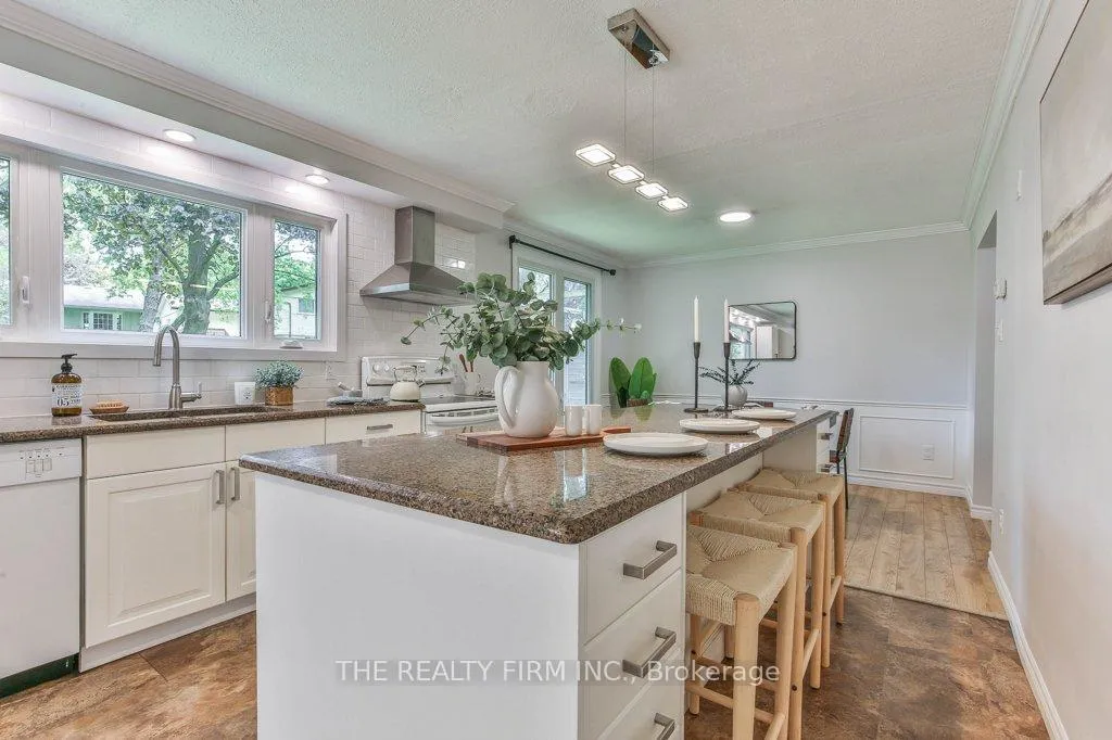 Photo 13 of 1584 Aldersbrook Road, London, North F — HOMEH