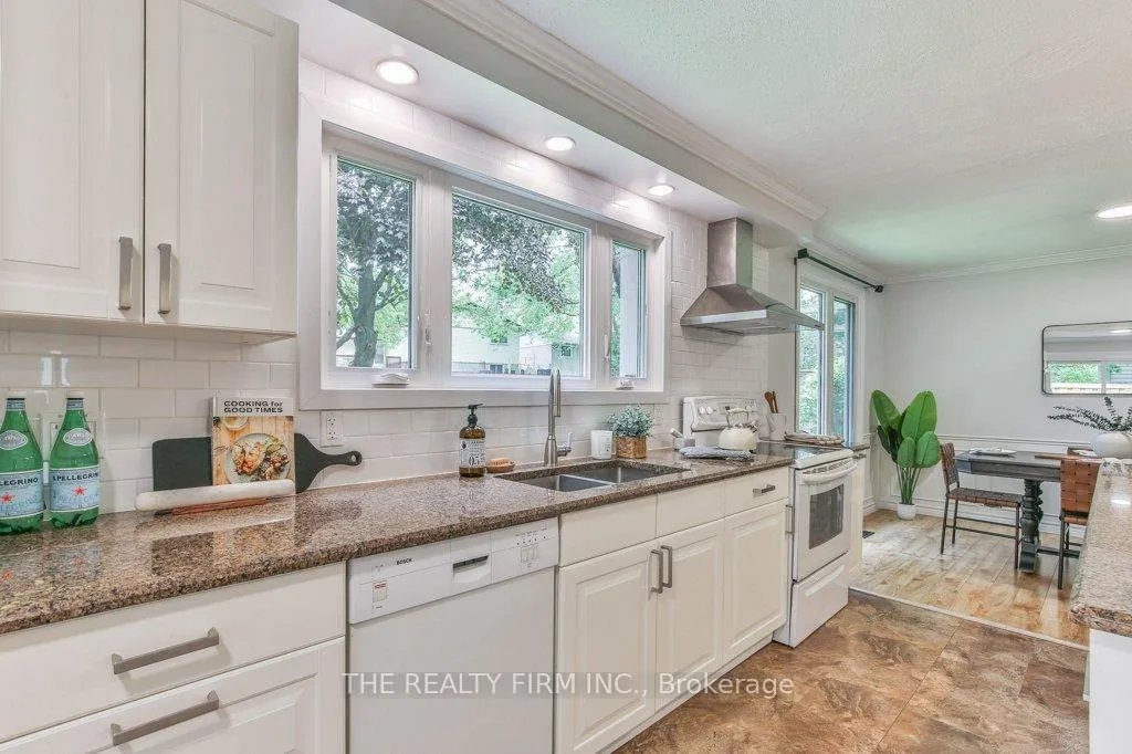 Photo 15 of 1584 Aldersbrook Road, London, North F — HOMEH