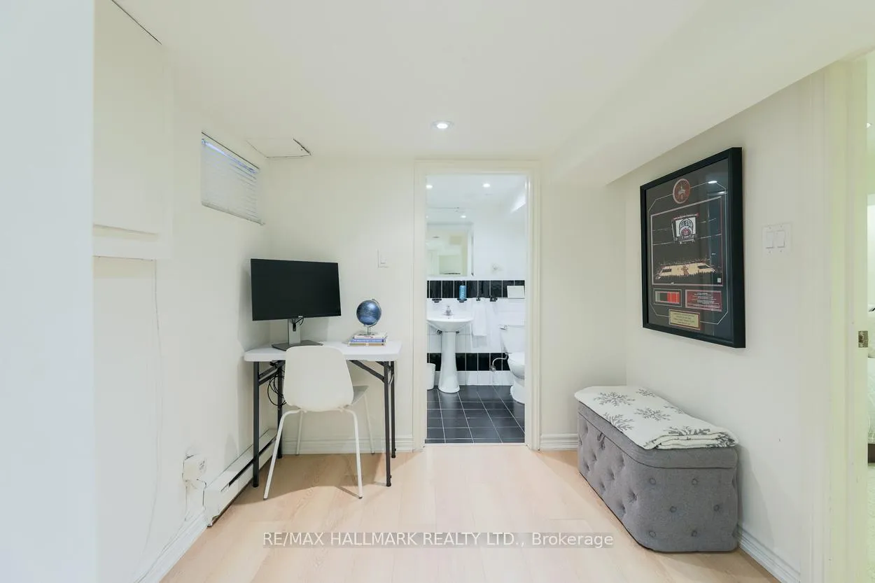 Photo 14 of 346 Roselawn Avenue, Toronto, Yonge-Eglinton — HOMEH