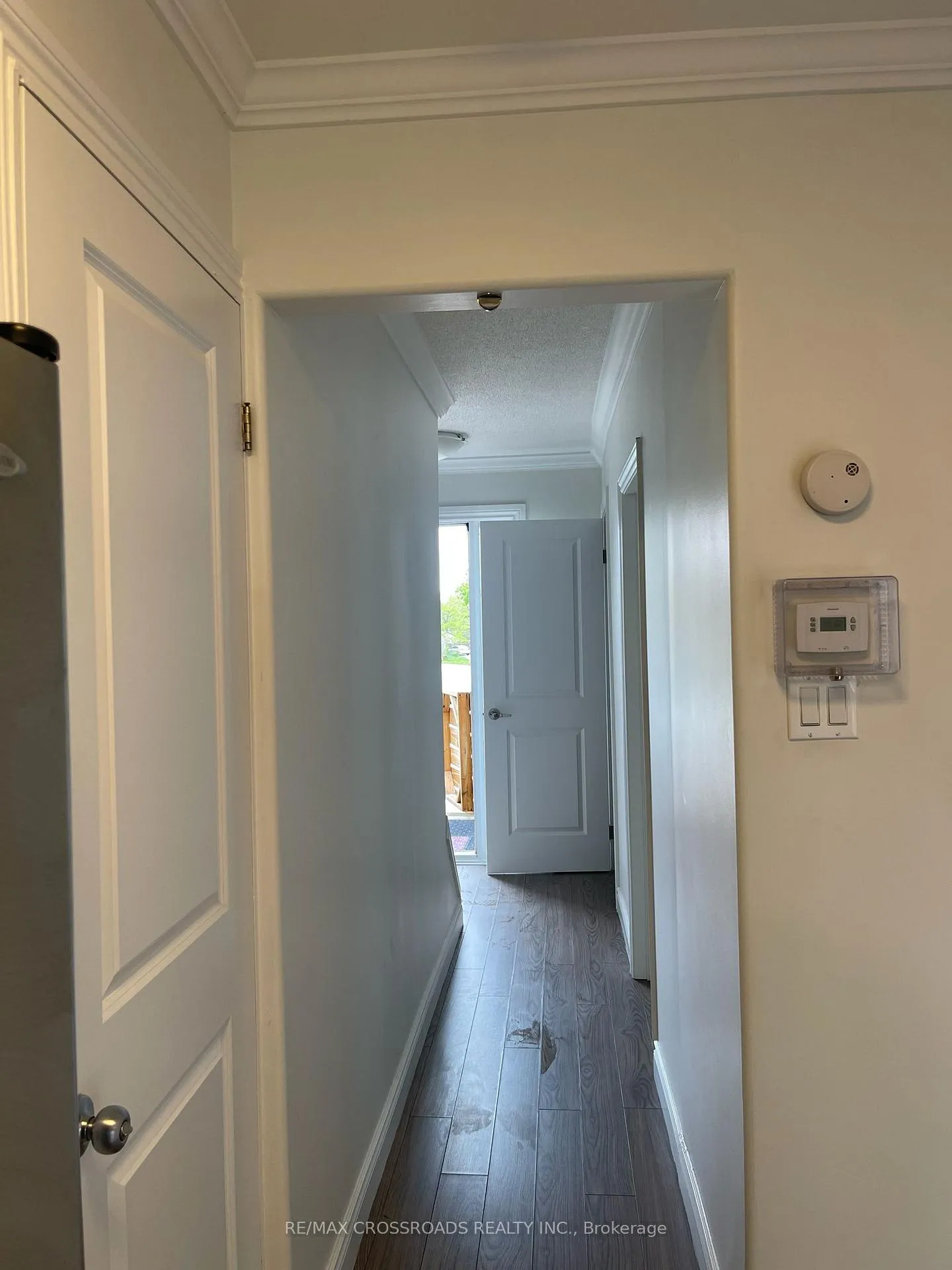 Photo 9 of 59 Chaucer Crescent, Barrie, Letitia Heights — HOMEH