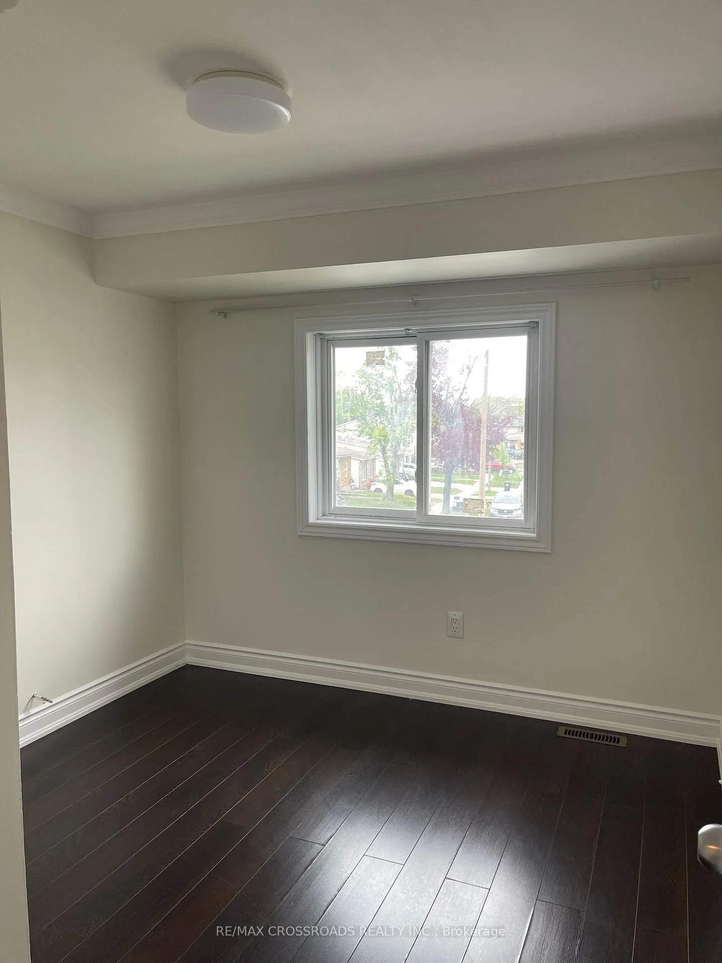 Photo 15 of 59 Chaucer Crescent, Barrie, Letitia Heights — HOMEH