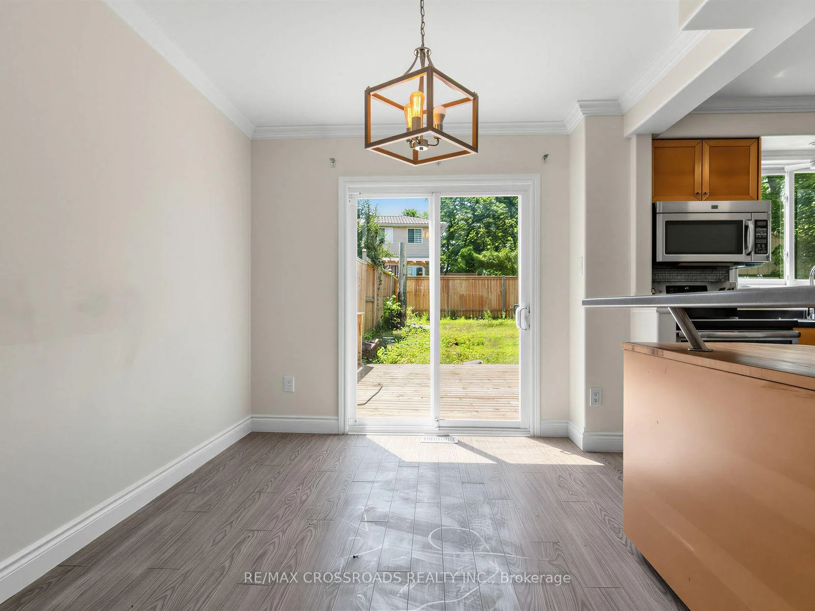 Photo 20 of 59 Chaucer Crescent, Barrie, Letitia Heights — HOMEH
