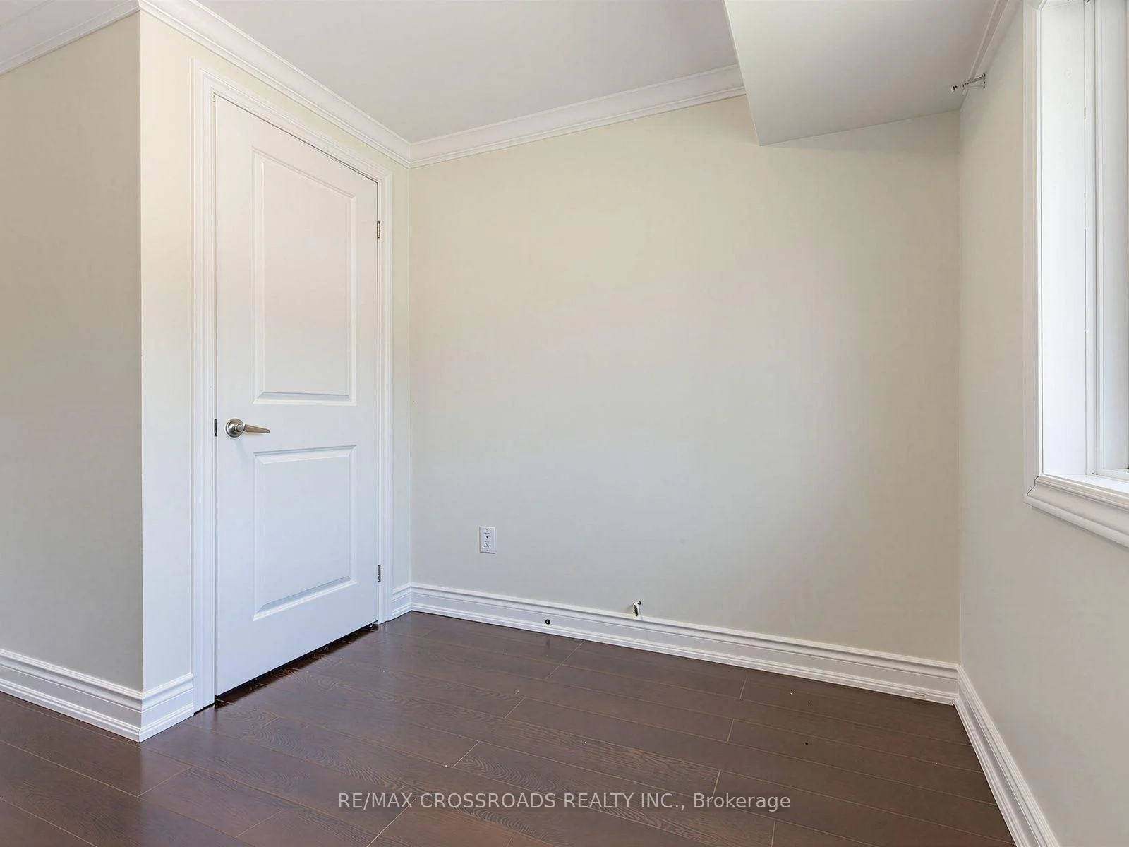 Photo 41 of 59 Chaucer Crescent, Barrie, Letitia Heights — HOMEH