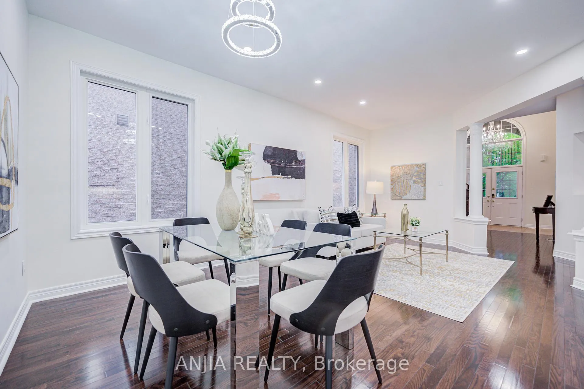 Photo 11 of 186 Ascalon Drive, Vaughan, Patterson — HOMEH