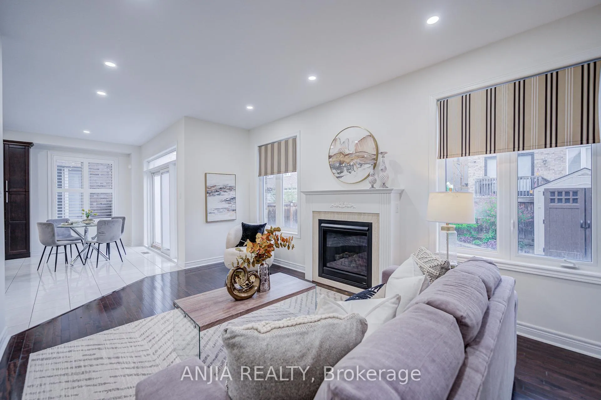 Photo 23 of 186 Ascalon Drive, Vaughan, Patterson — HOMEH
