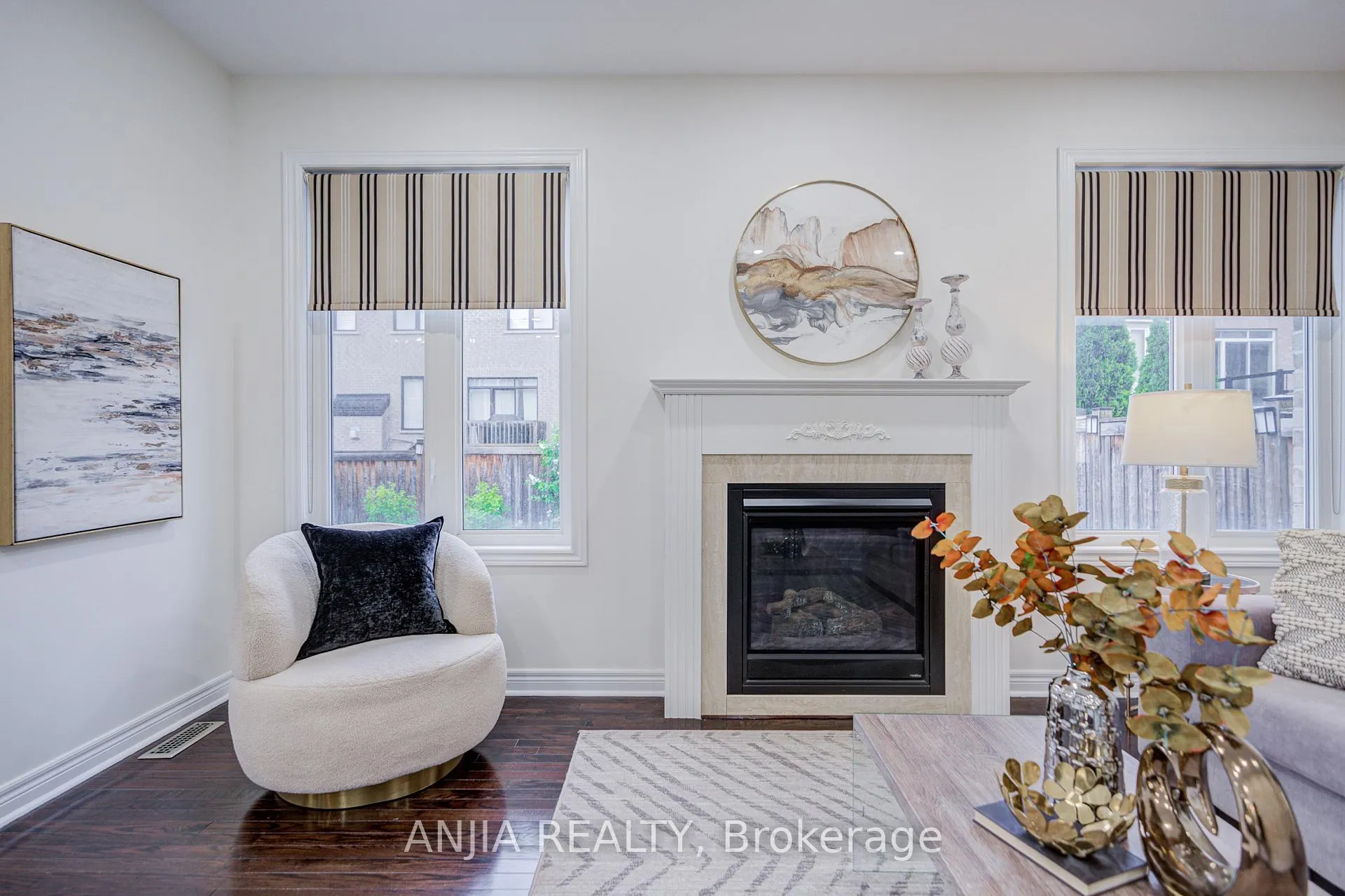 Photo 24 of 186 Ascalon Drive, Vaughan, Patterson — HOMEH
