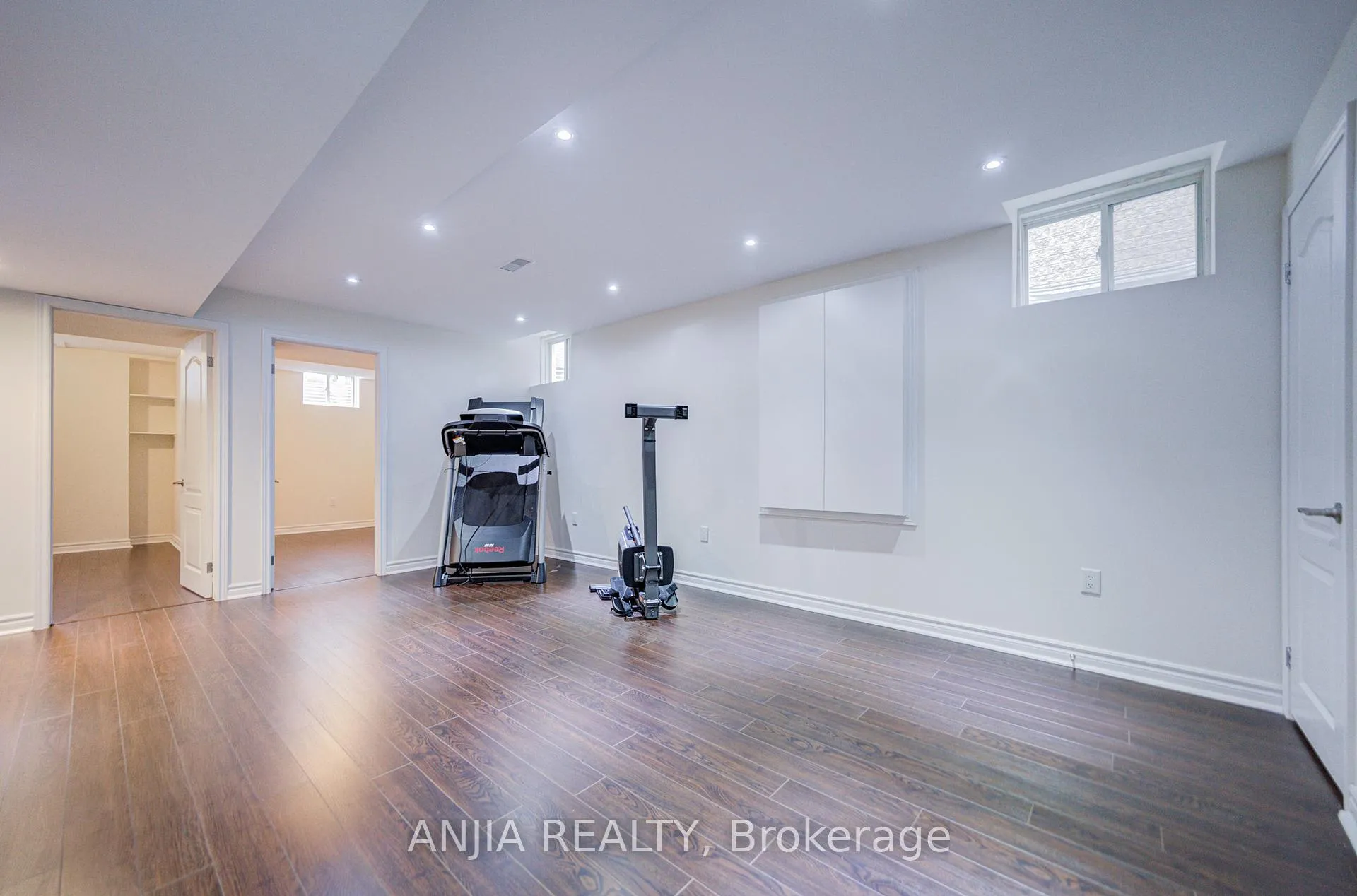 Photo 38 of 186 Ascalon Drive, Vaughan, Patterson — HOMEH
