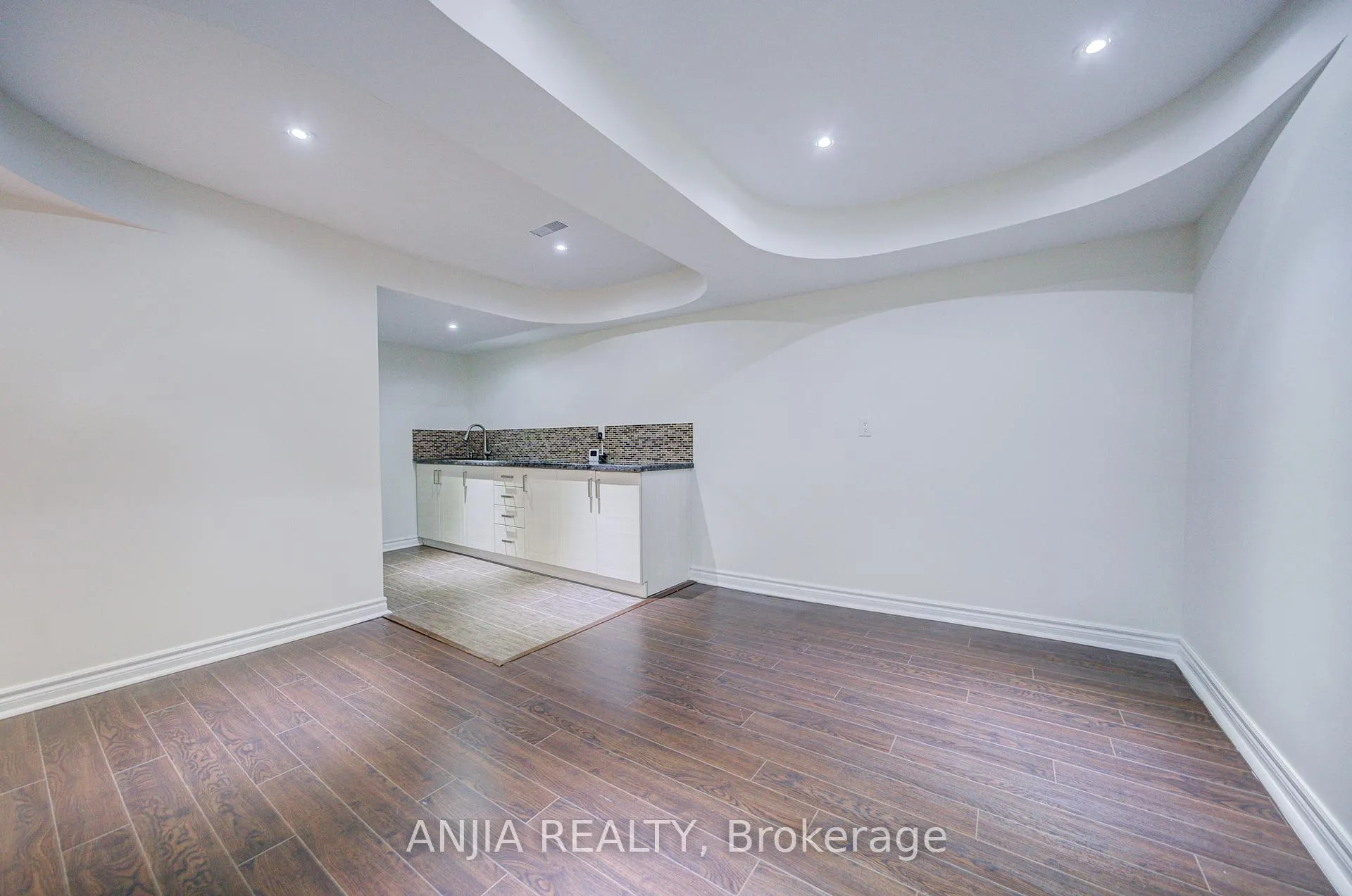 Photo 41 of 186 Ascalon Drive, Vaughan, Patterson — HOMEH