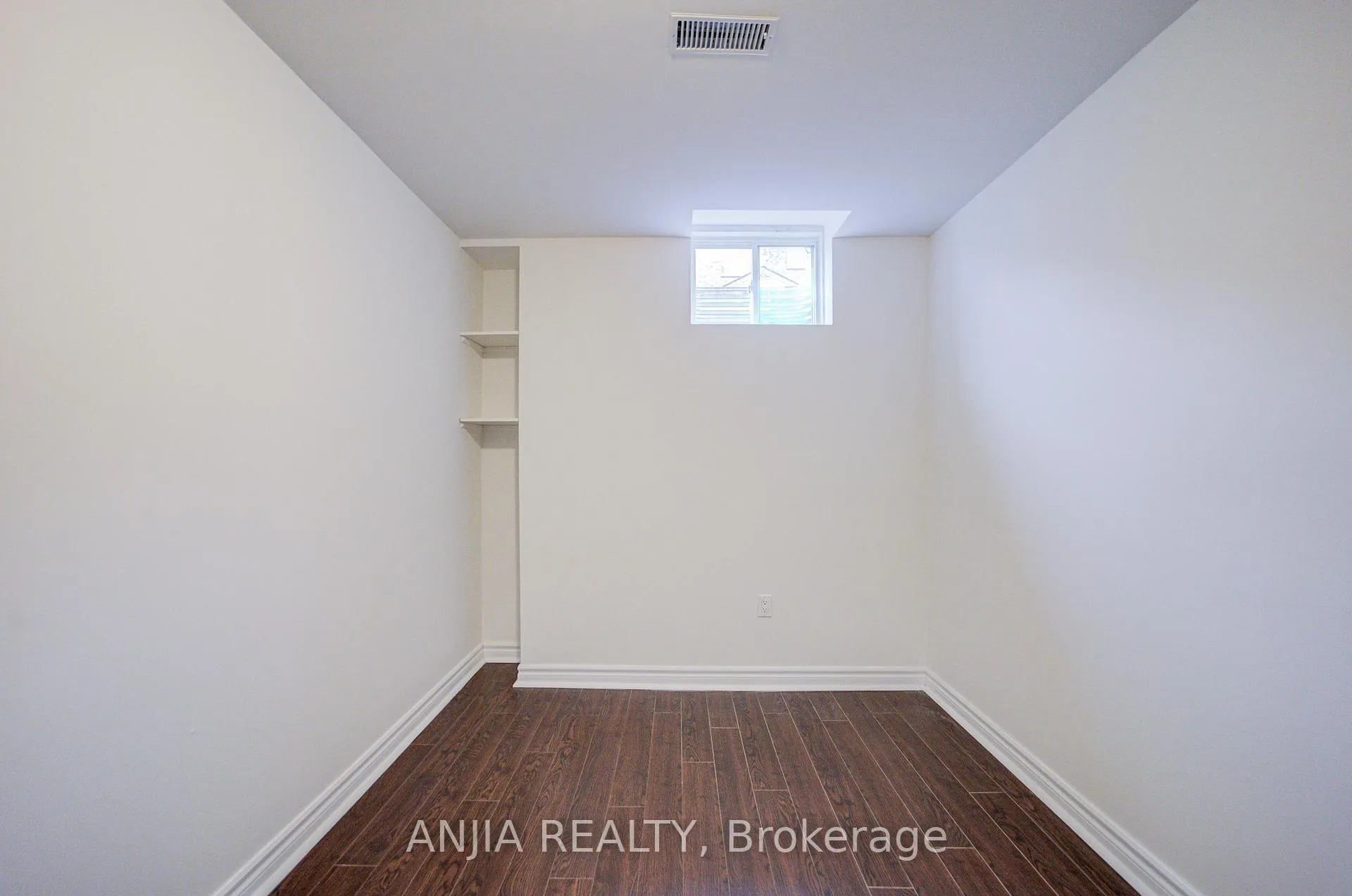 Photo 45 of 186 Ascalon Drive, Vaughan, Patterson — HOMEH
