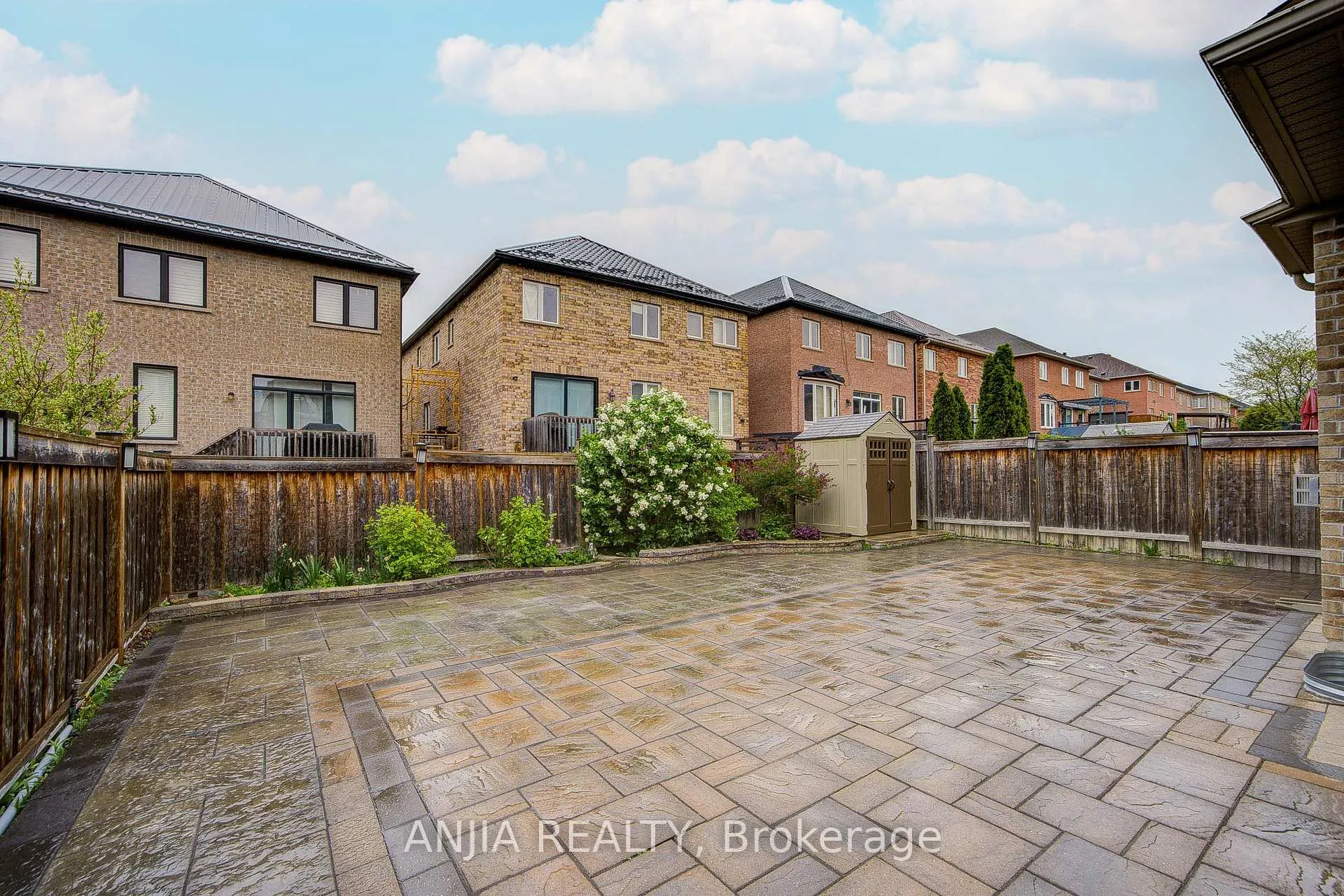 Photo 46 of 186 Ascalon Drive, Vaughan, Patterson — HOMEH