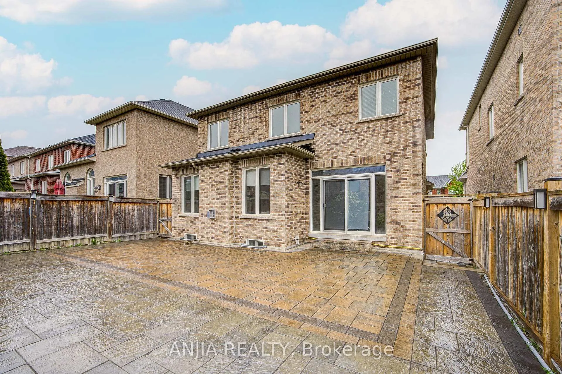 Photo 47 of 186 Ascalon Drive, Vaughan, Patterson — HOMEH