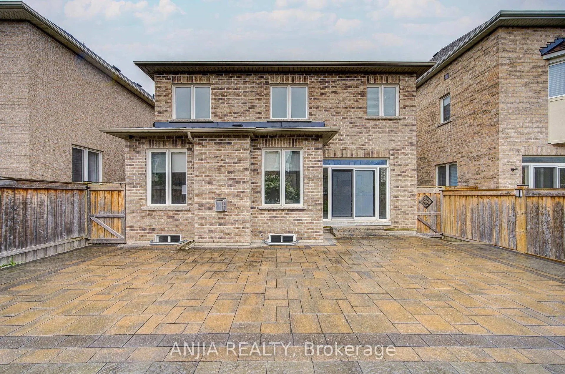Photo 48 of 186 Ascalon Drive, Vaughan, Patterson — HOMEH