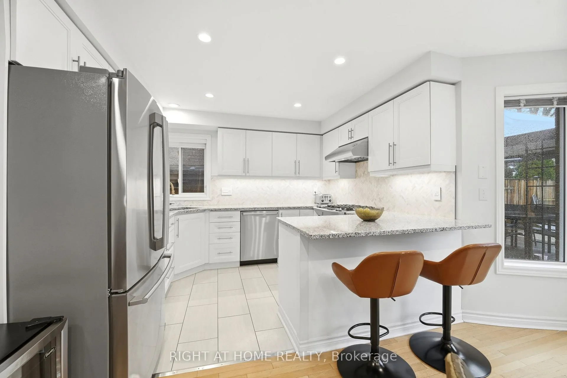 Photo 13 of 16 Mcneilage Court, Ajax, Northwest Ajax — HOMEH