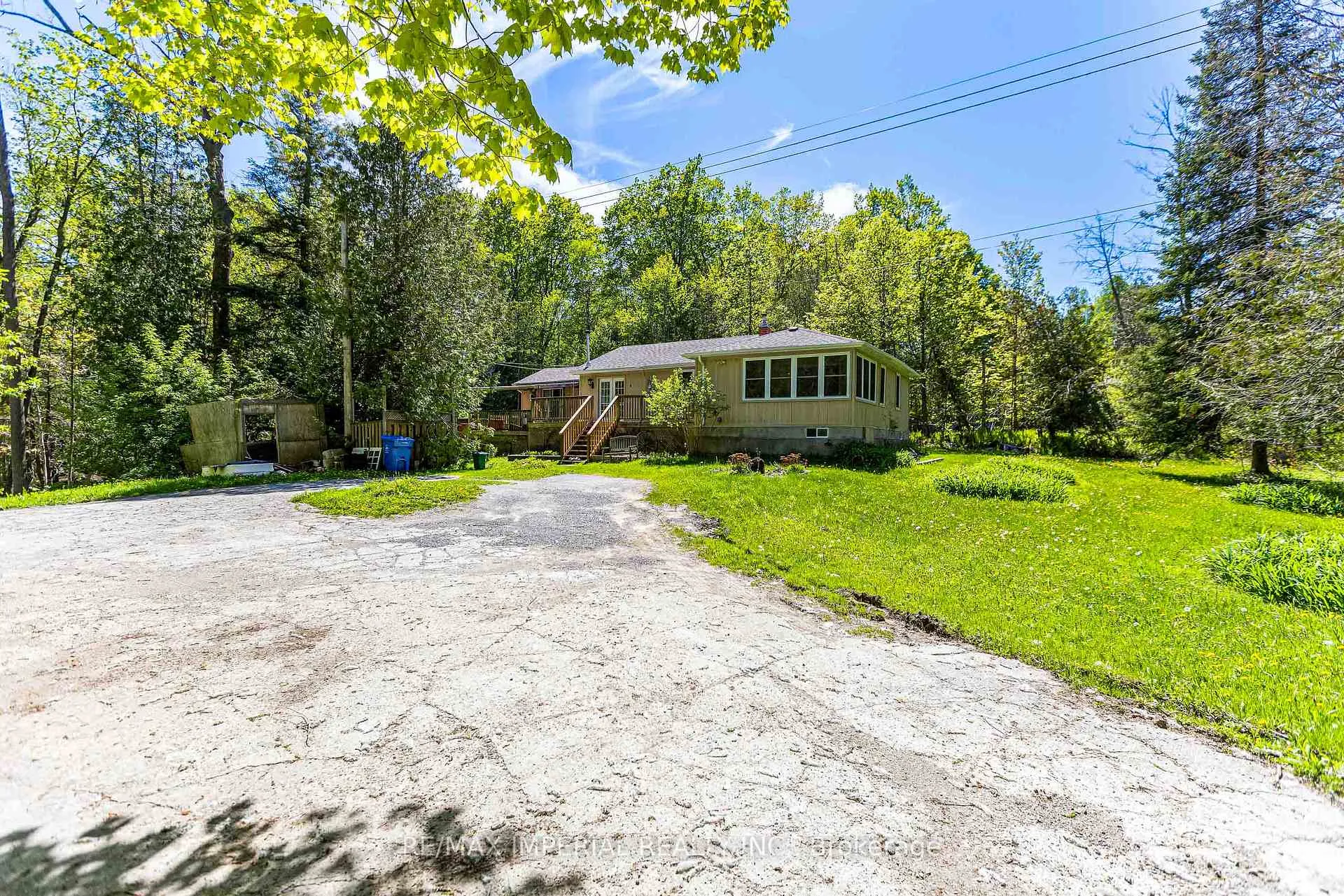 Photo 5 of 6 Edith Street, Georgina, Sutton & Jackson's Point — HOMEH